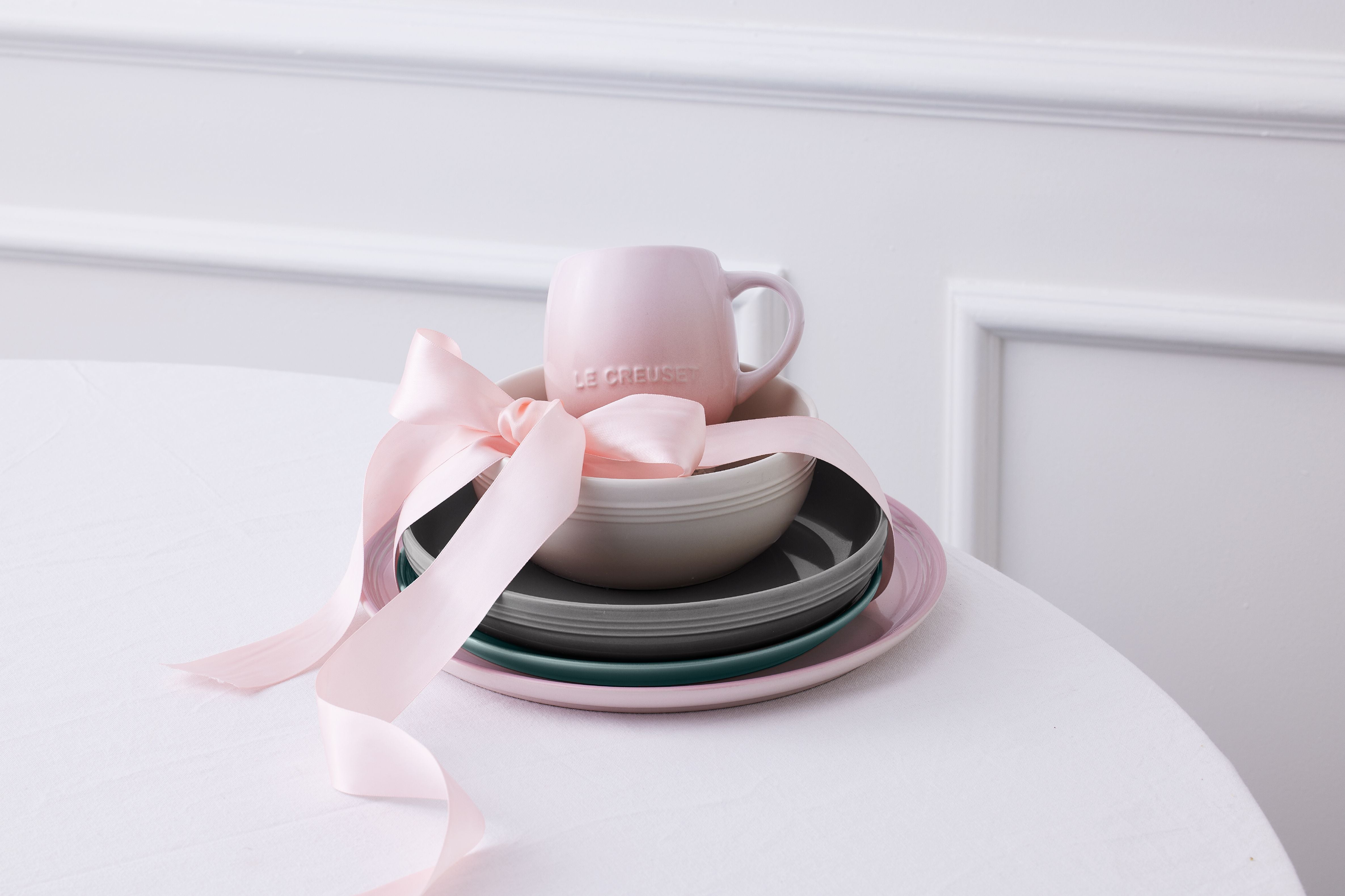 Tasse de coupé le Creuset, coquille rose