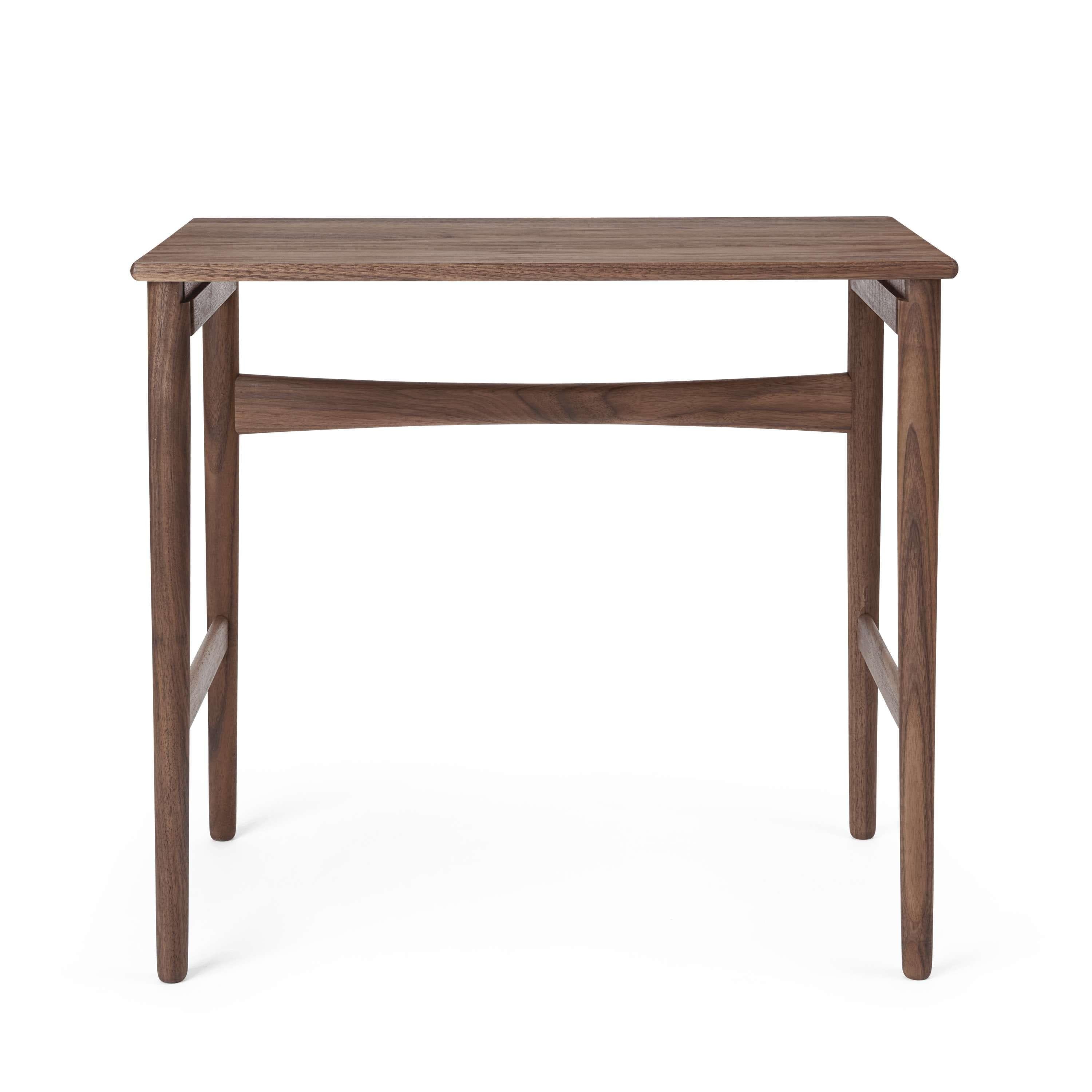 Carl Hansen Ch004 Nesting Side Tables, Walnut Oiled