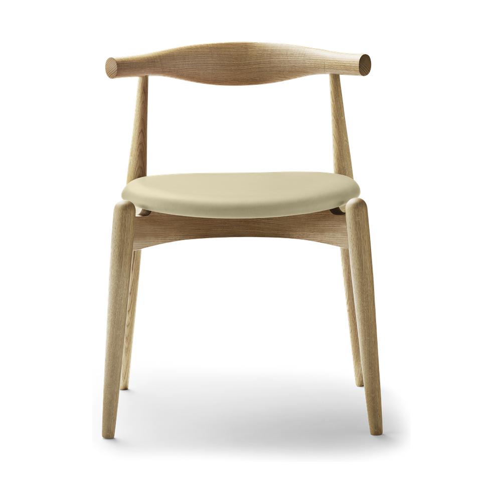 Carl Hansen CH20 Elbow Chair, Coue de chêne / beige huilé