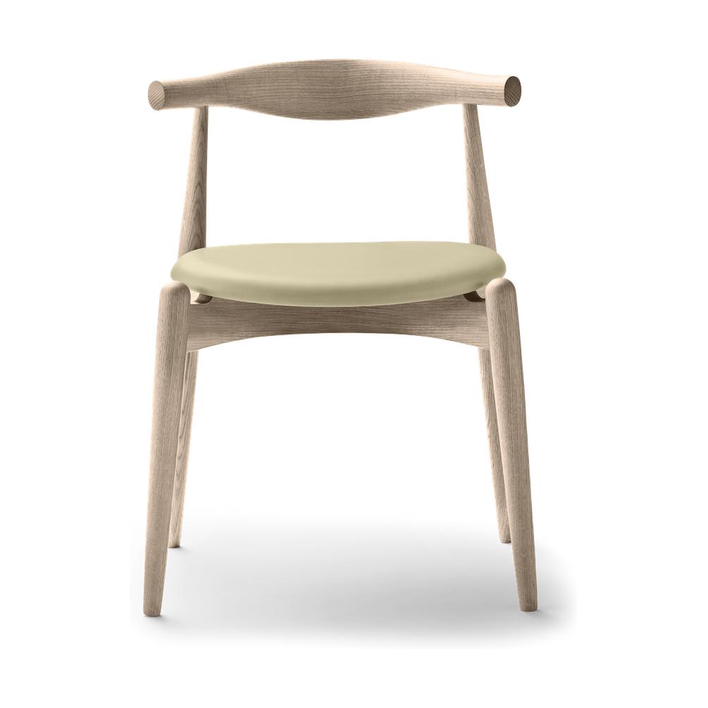 Carl Hansen CH20 Elbow Chair, chêne savonned / cuir beige