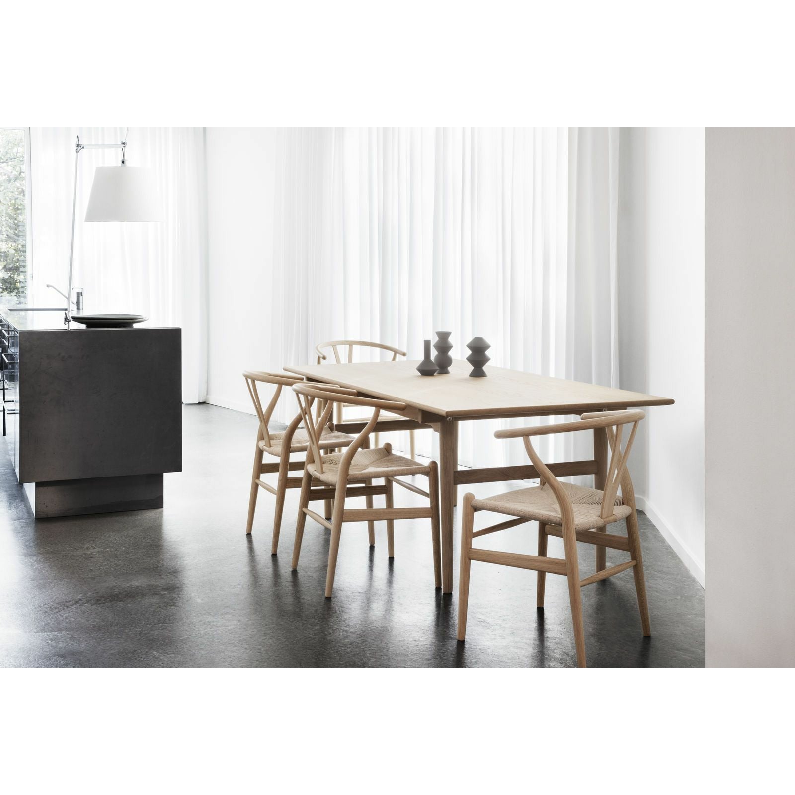 Carl Hansen CH24 Wishbone stoel Zwart papierkoord, zwarte eiken