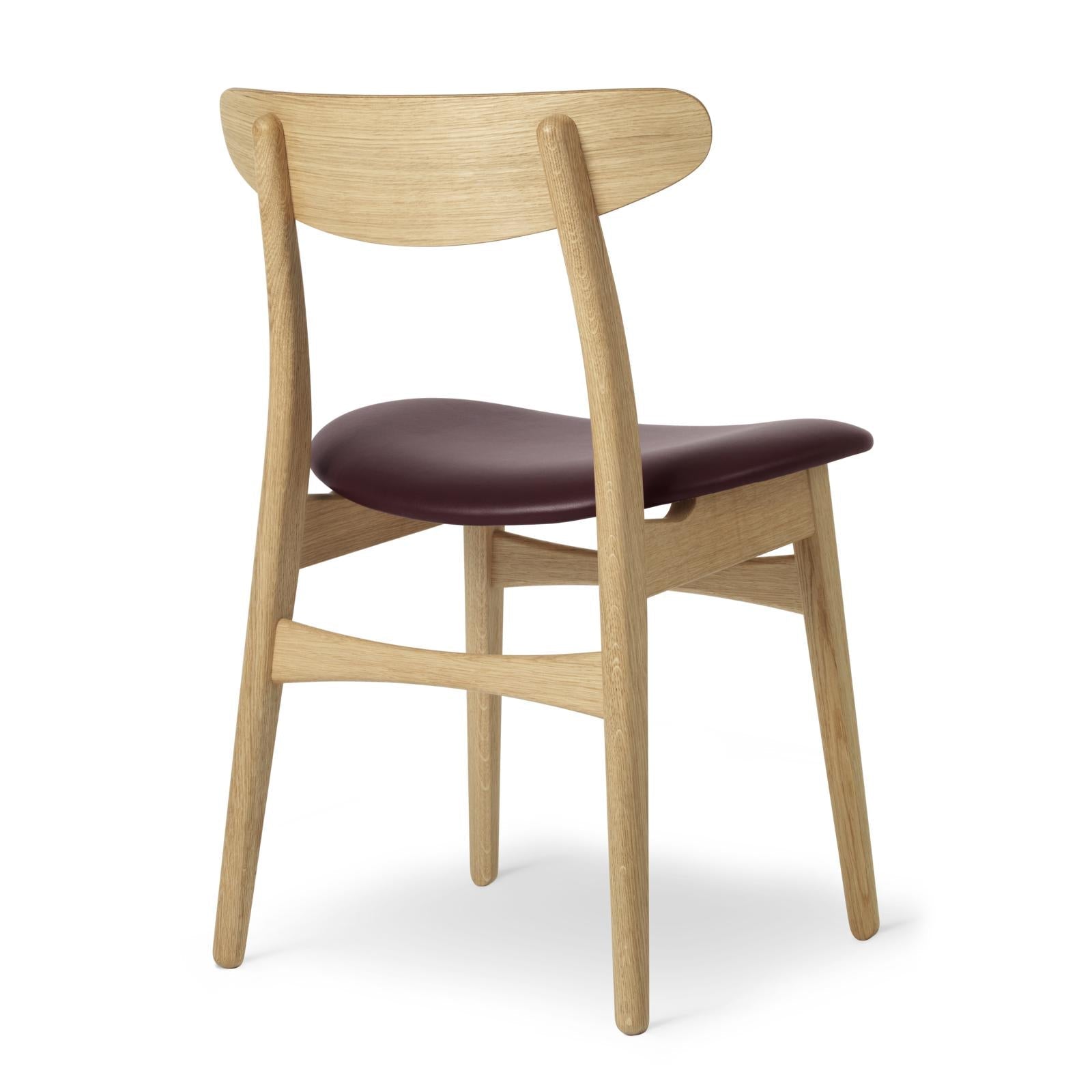 Silla CH30P Carl Hansen, roble engrasado, cuero burdeos