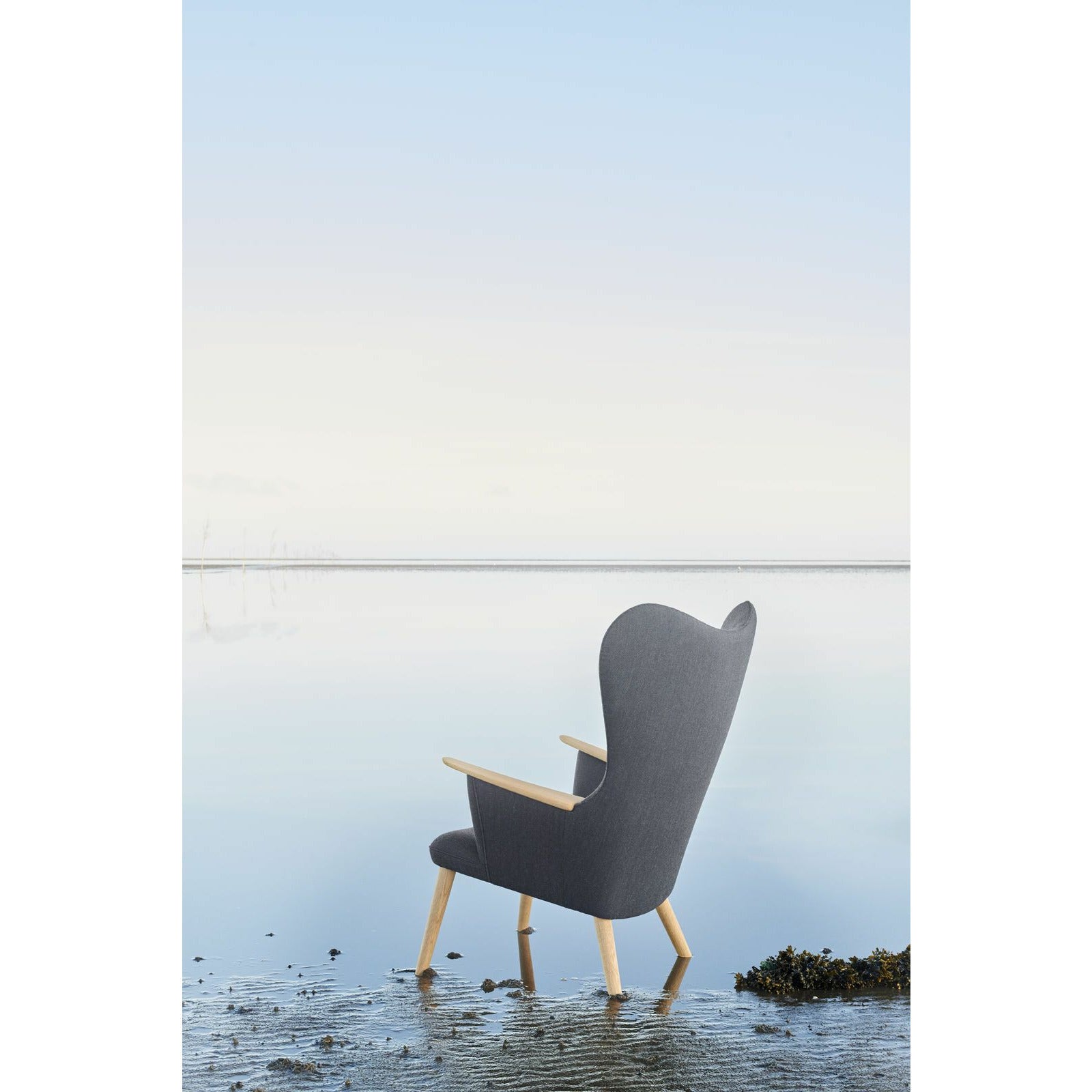 Carl Hansen CH78 Mama Bear Lounge Chair, Oak Soap / Gray Fiord 0151