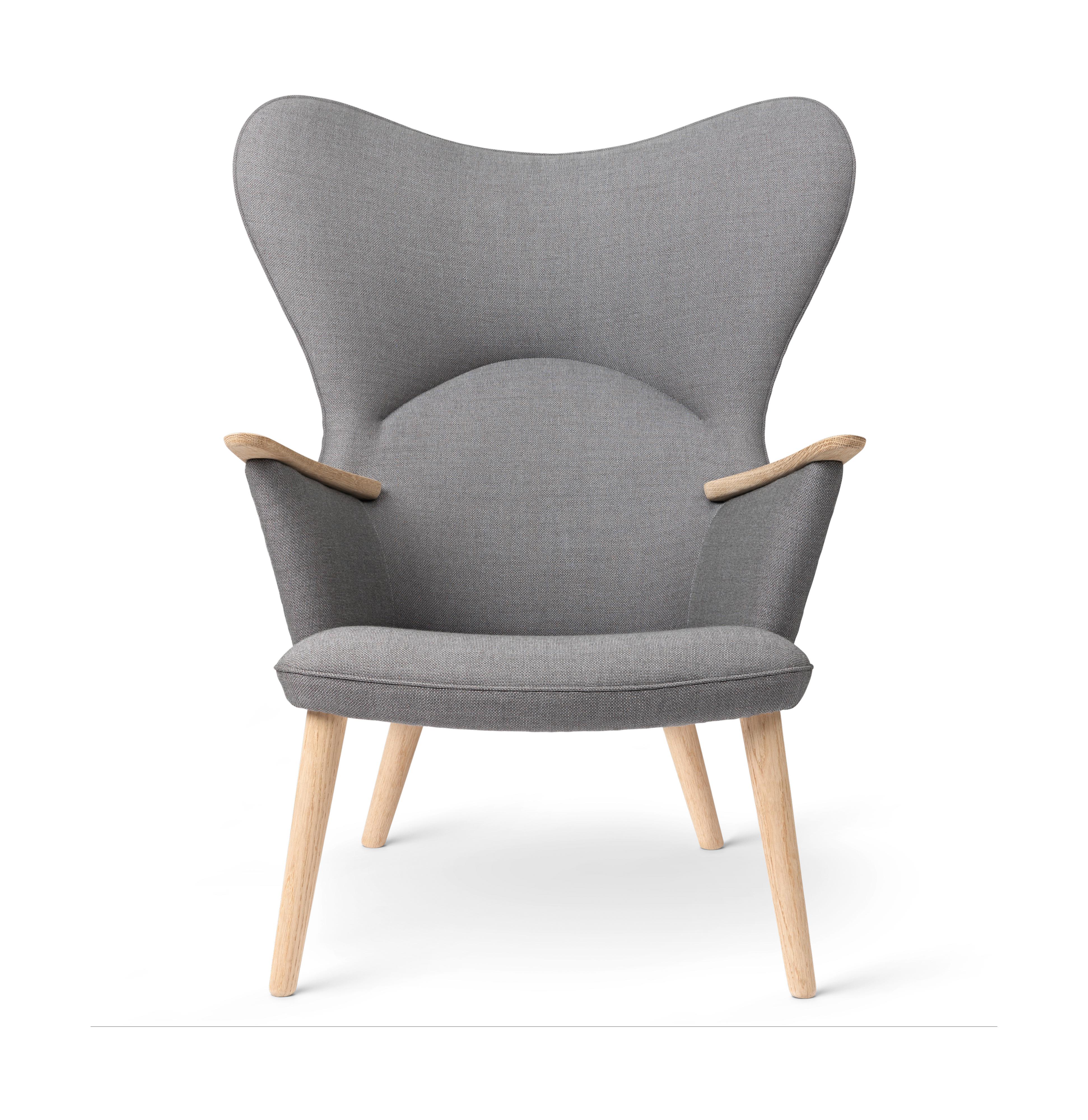 Carl Hansen CH78 Mama Bear Lounge Chair, Eiche Seife/Passion 6101