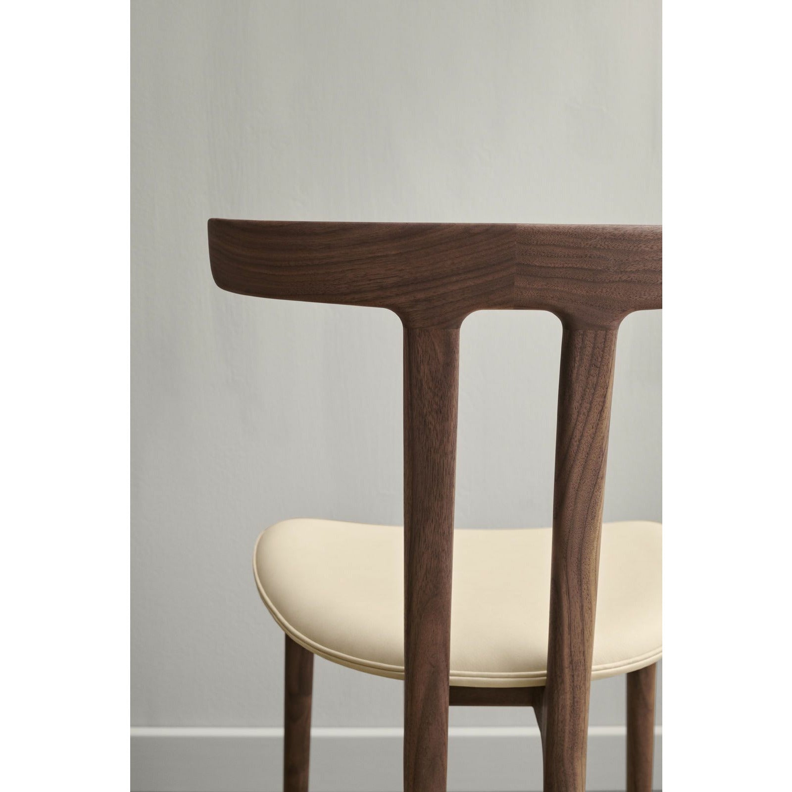 Carl Hansen Ow58 T Chair Walnut Oiled, Sif 90 Leather