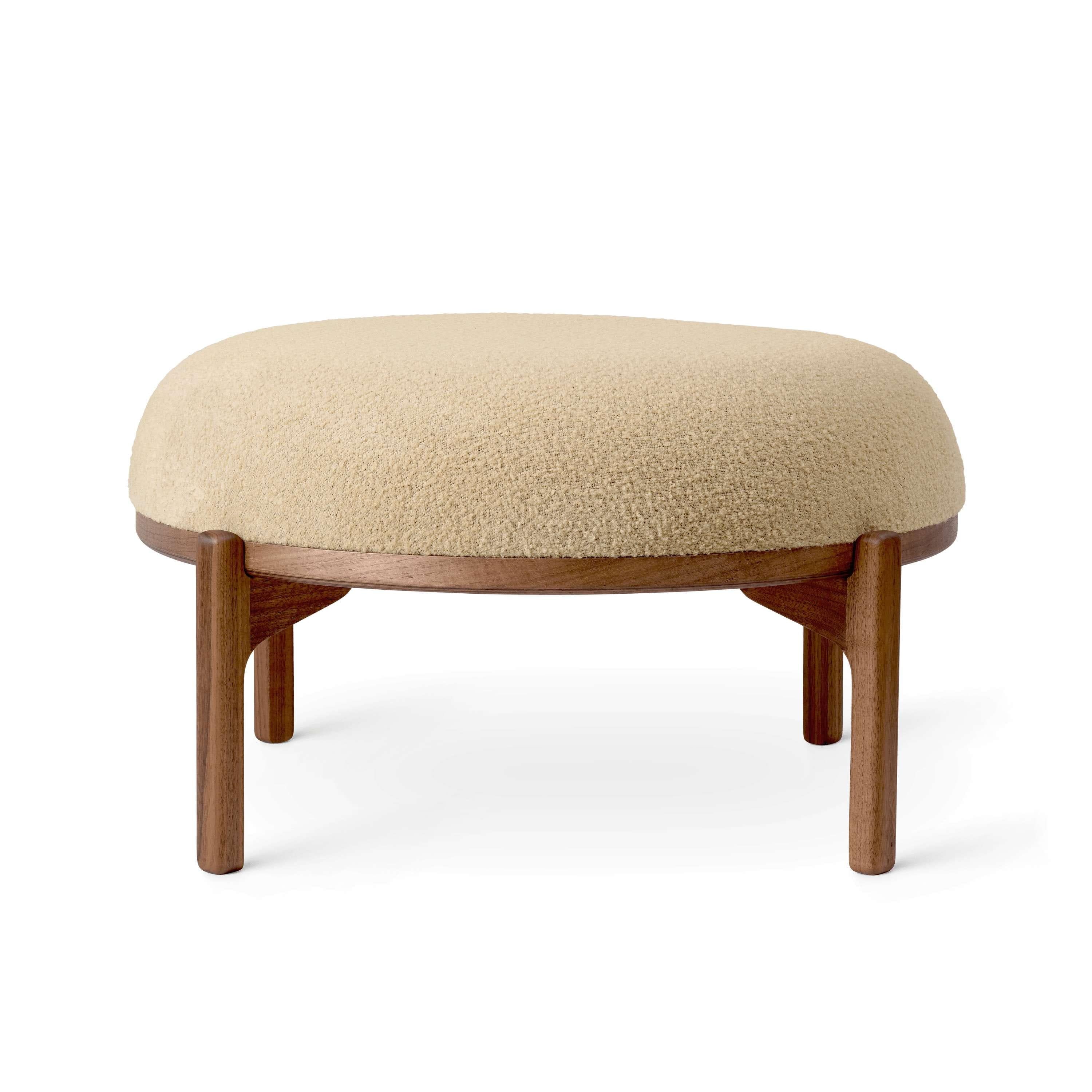 Carl Hansen RF1903 F Sideways Footstool, Nuez Oiled/Baru 0330