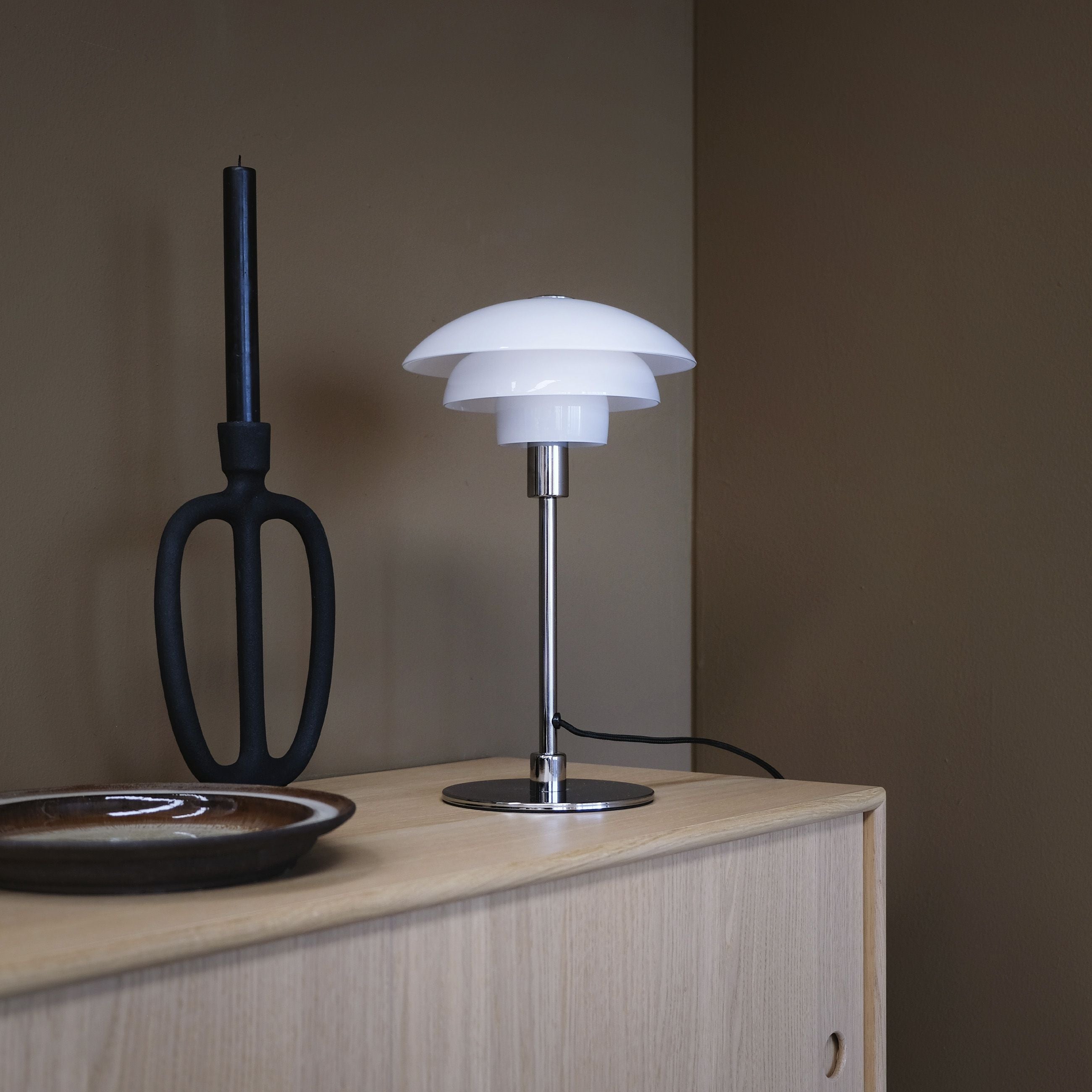 Dyberg Larsen Morph Table Lamp Opal, ø21 Cm