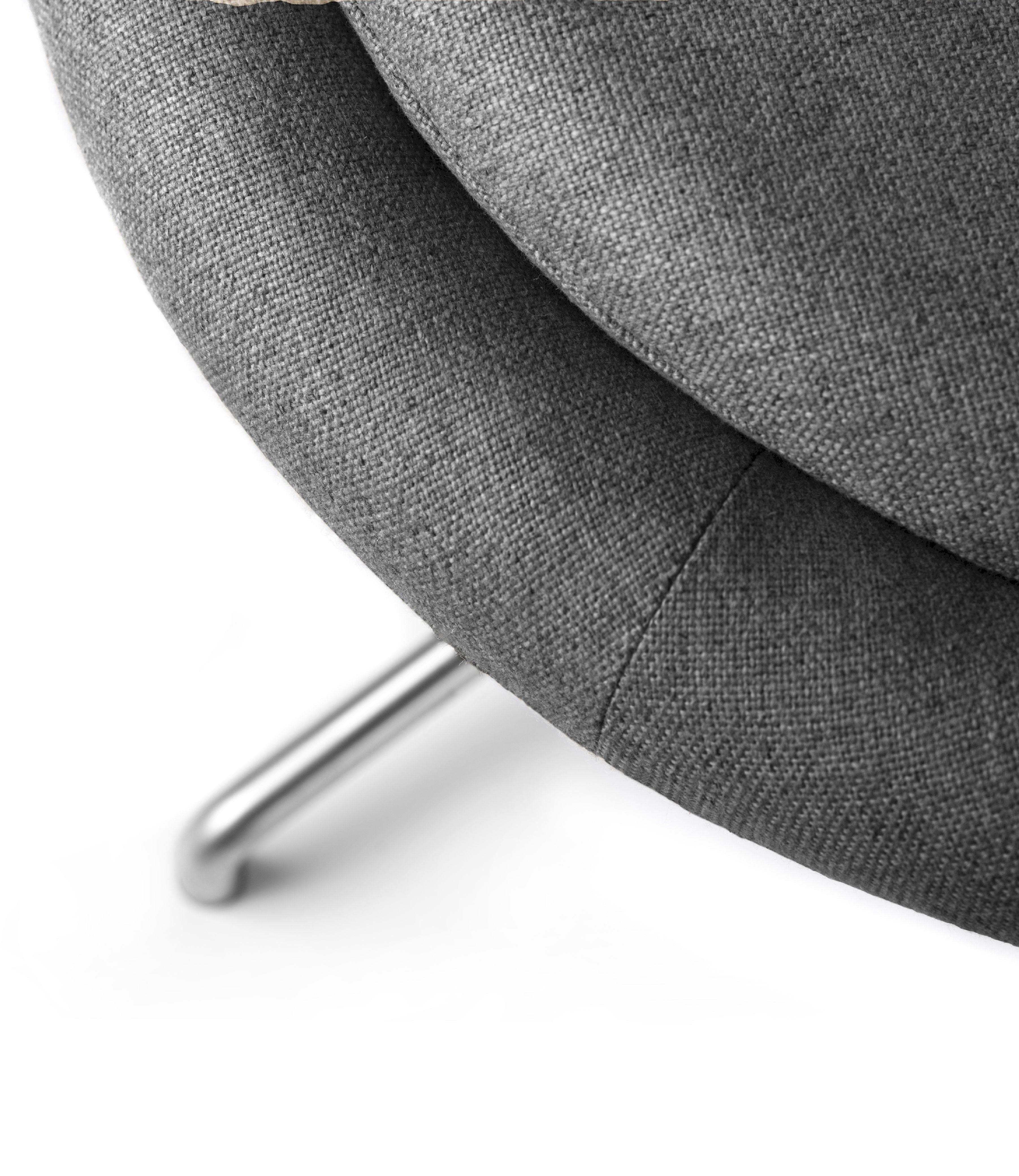 FDB Møbler L41 Bellamie Lounge Chaise avec pivot, gris foncé / métal