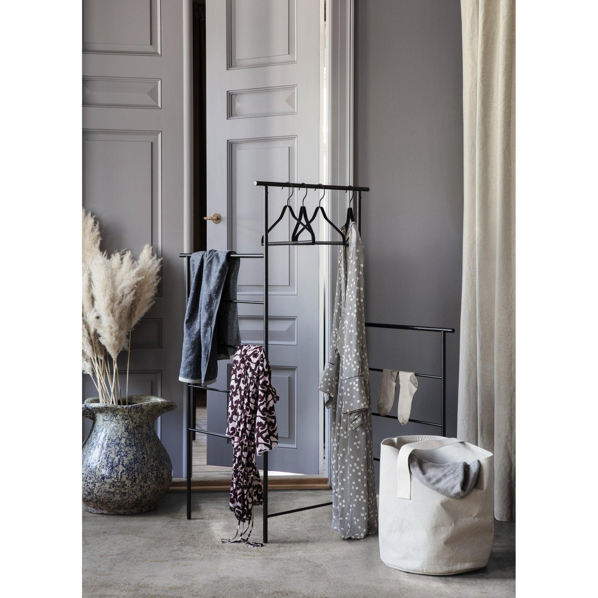 Ferm Living Porte-manteau Dora, noir