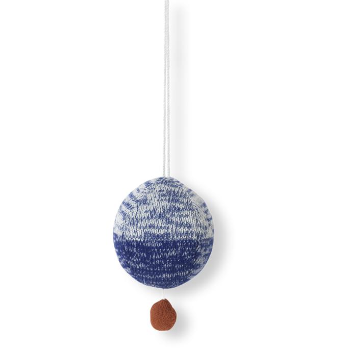 Ferm Living Kids Ball Knited Music Mobile, bleu