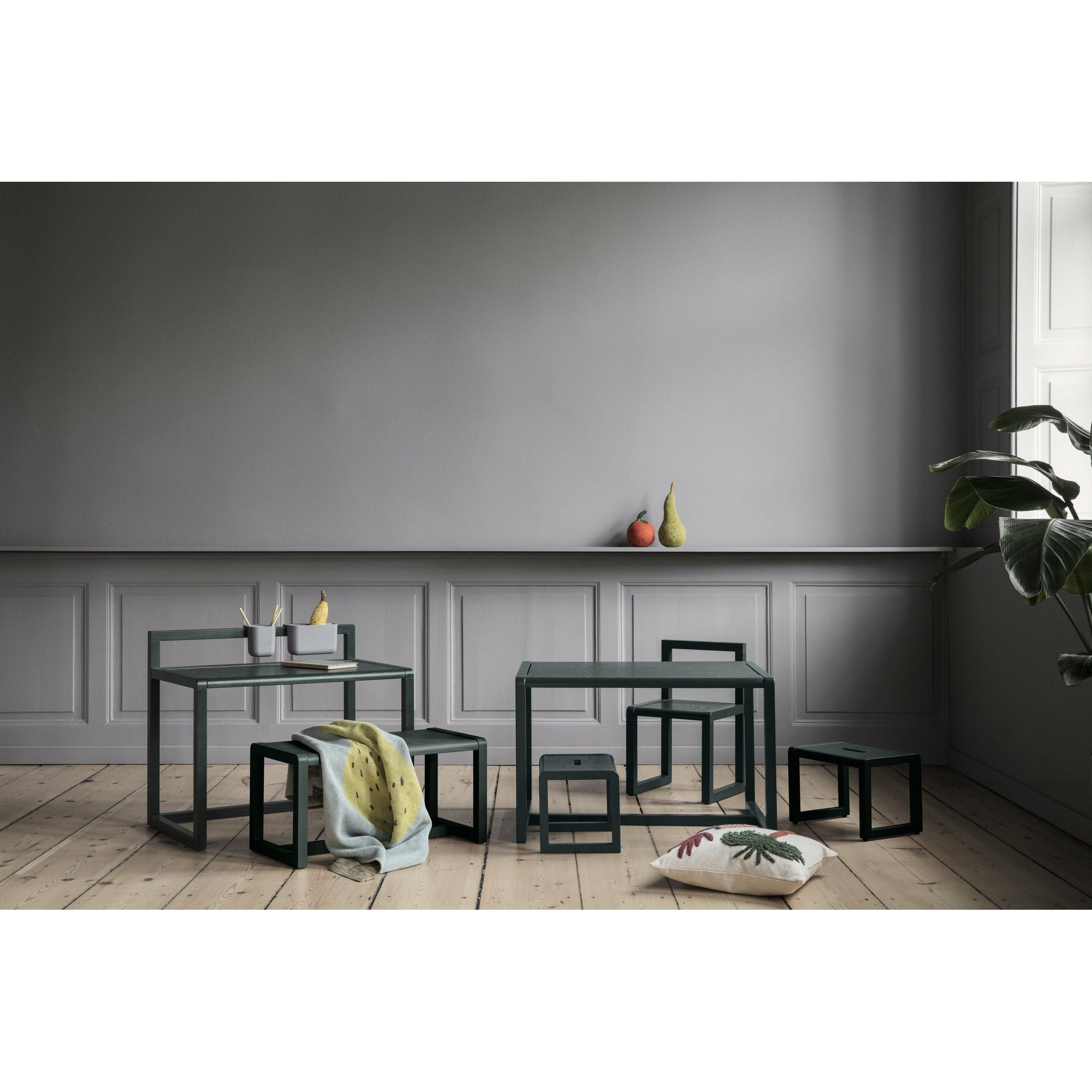 Ferm Living Petite table d'architecte, vert foncé