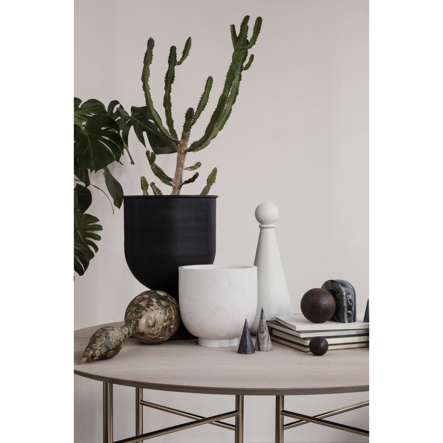 Ferm Living Hourglass Pot, Medium