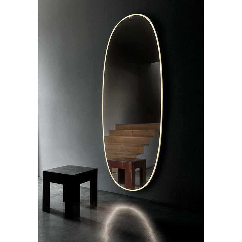 Flos La Plus Belle Mirror con iluminación integrada, oro cepillado