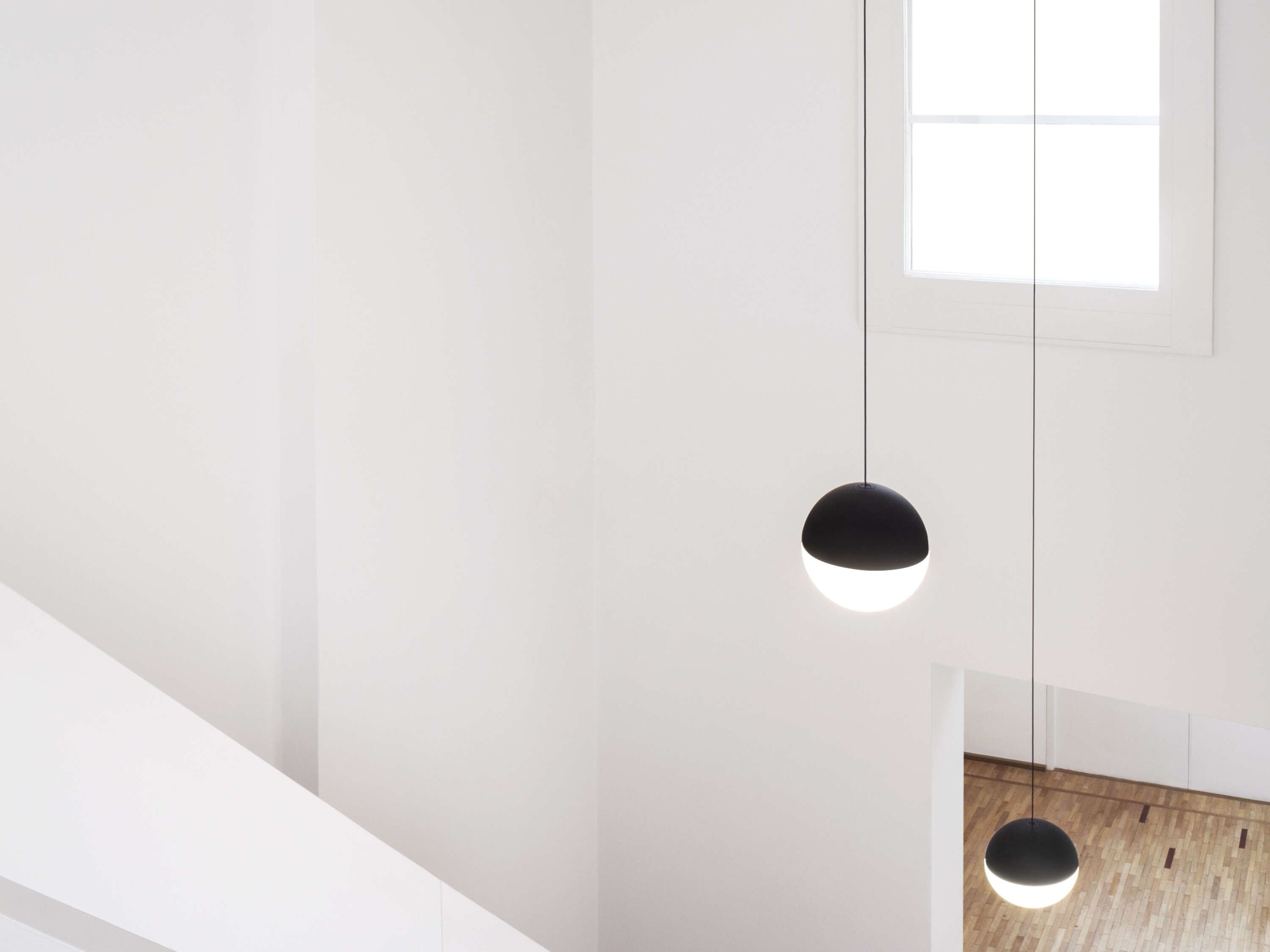 FLOS String Light Ball Head Pendante Lamp Bluetooth 12 m, blanc