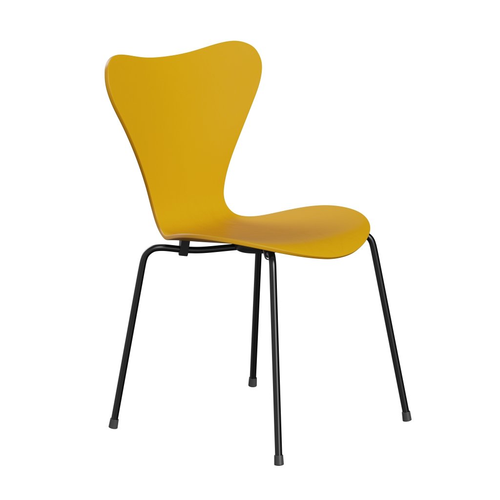 Fritz Hansen 3107 chaise unophastered, noire / teintée vraie jaune