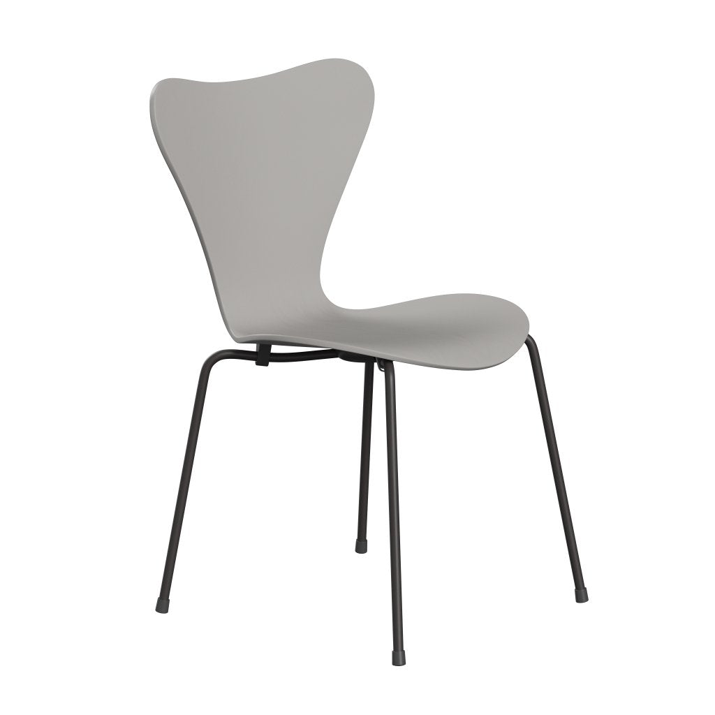 Fritz Hansen 3107 Stol Unupholstered, Warm Graphite/Dyed Ash Nine Gray