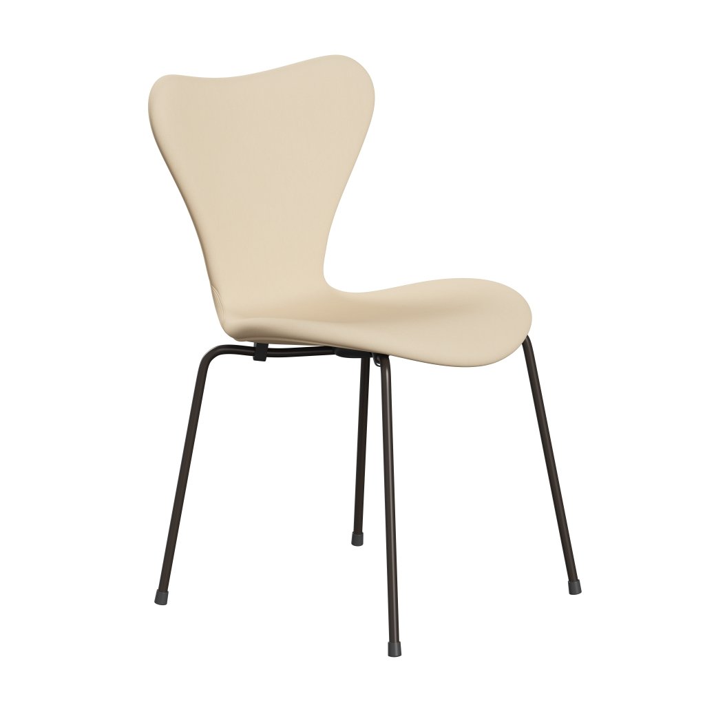 Fritz Hansen 3107 Chair Full Upholstery, Brown Bronze/Comfort White/Beige