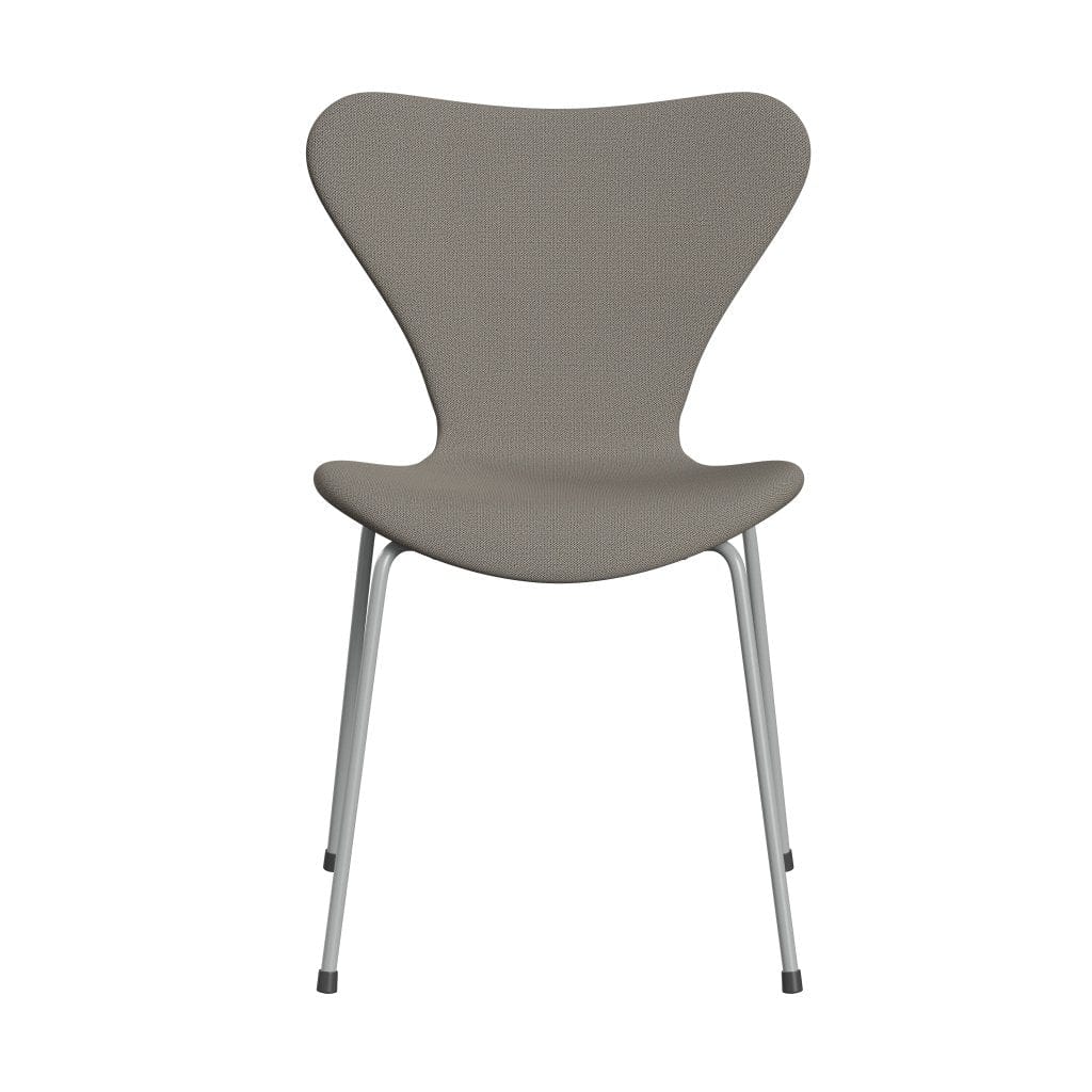 Fritz Hansen 3107 Chair Full Upholstery, Nine Grey/Capture Warm Grey