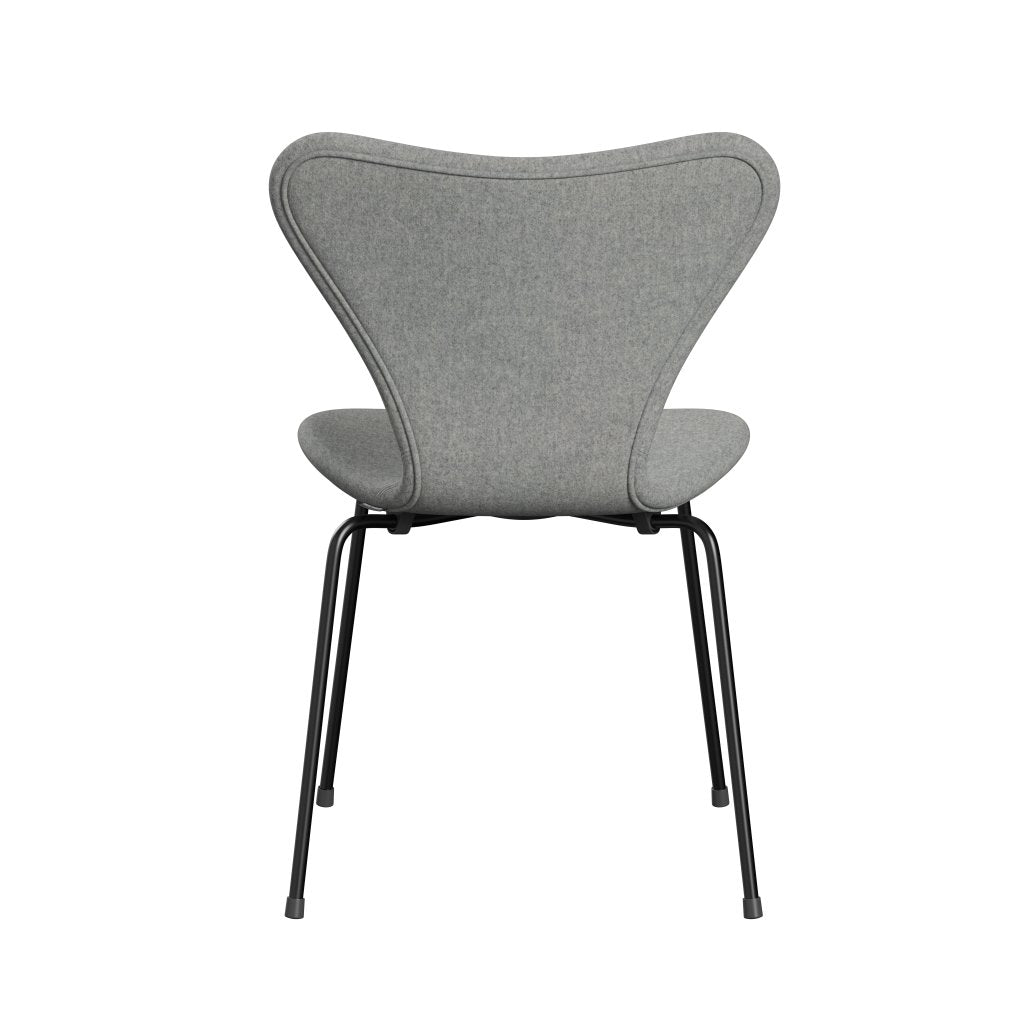 Fritz Hansen 3107 stol fuld polstring, sort/divina melange lysegrå