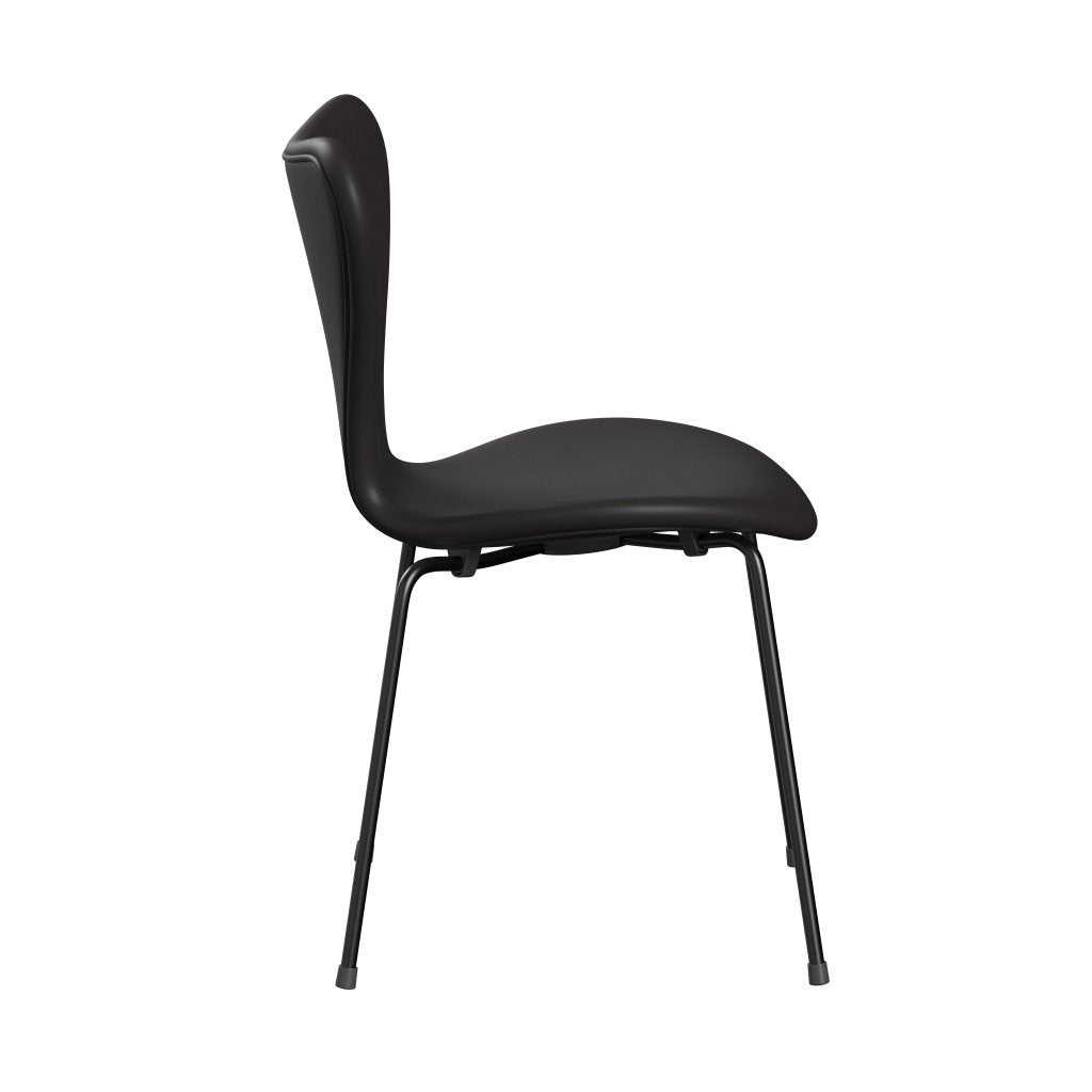 Fritz Hansen 3107 Chair Full Upholstery, Black/Soft Black Brown