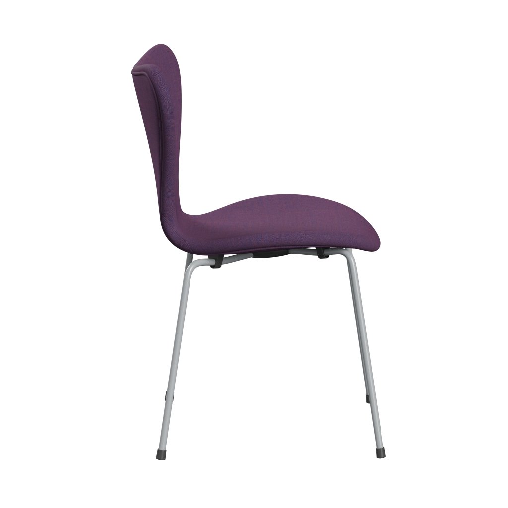 Fritz Hansen 3107 Chair Full Upholstery, Silver Grey/Remix Violet