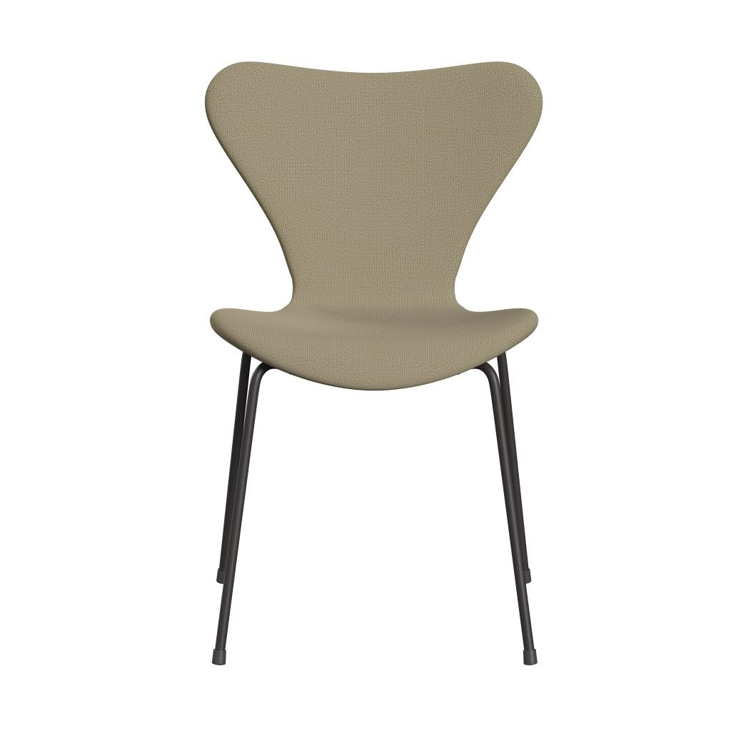 Fritz Hansen 3107 Chair Full Upholstery, Warm Graphite/Capture Sand Colours