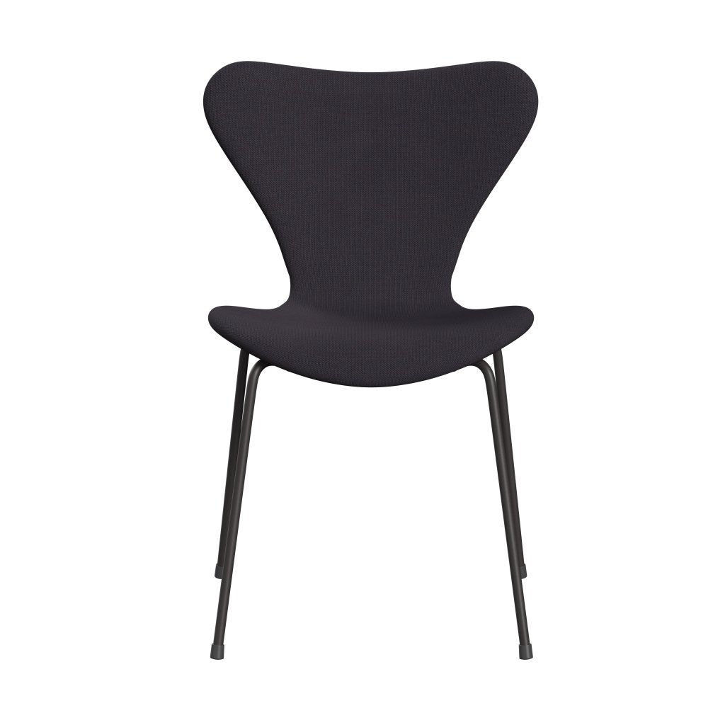 Silla Fritz Hansen 3107 Tapicería completa, grafito cálido/trío acero caliente azul oscuro