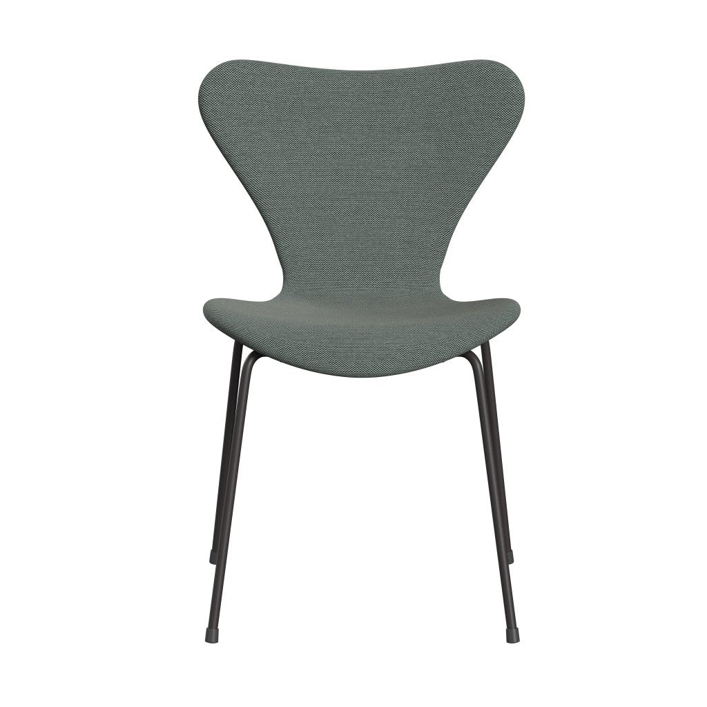 Fritz Hansen 3107 Silla tapicería completa, grafito cálido/trío acero blanco/verde oscuro