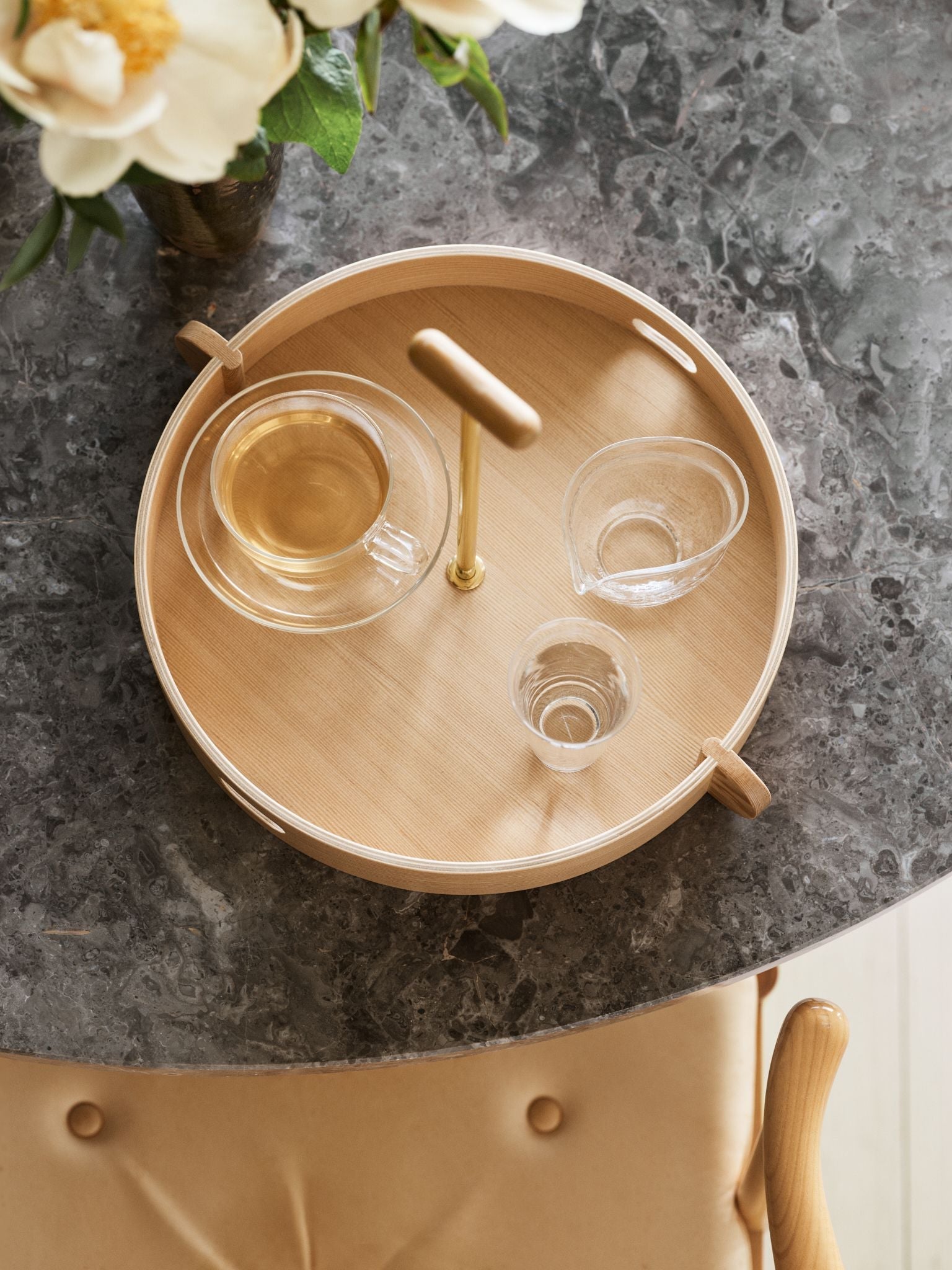 Fritz Hansen JH Tray, Oregon Pine / Brass