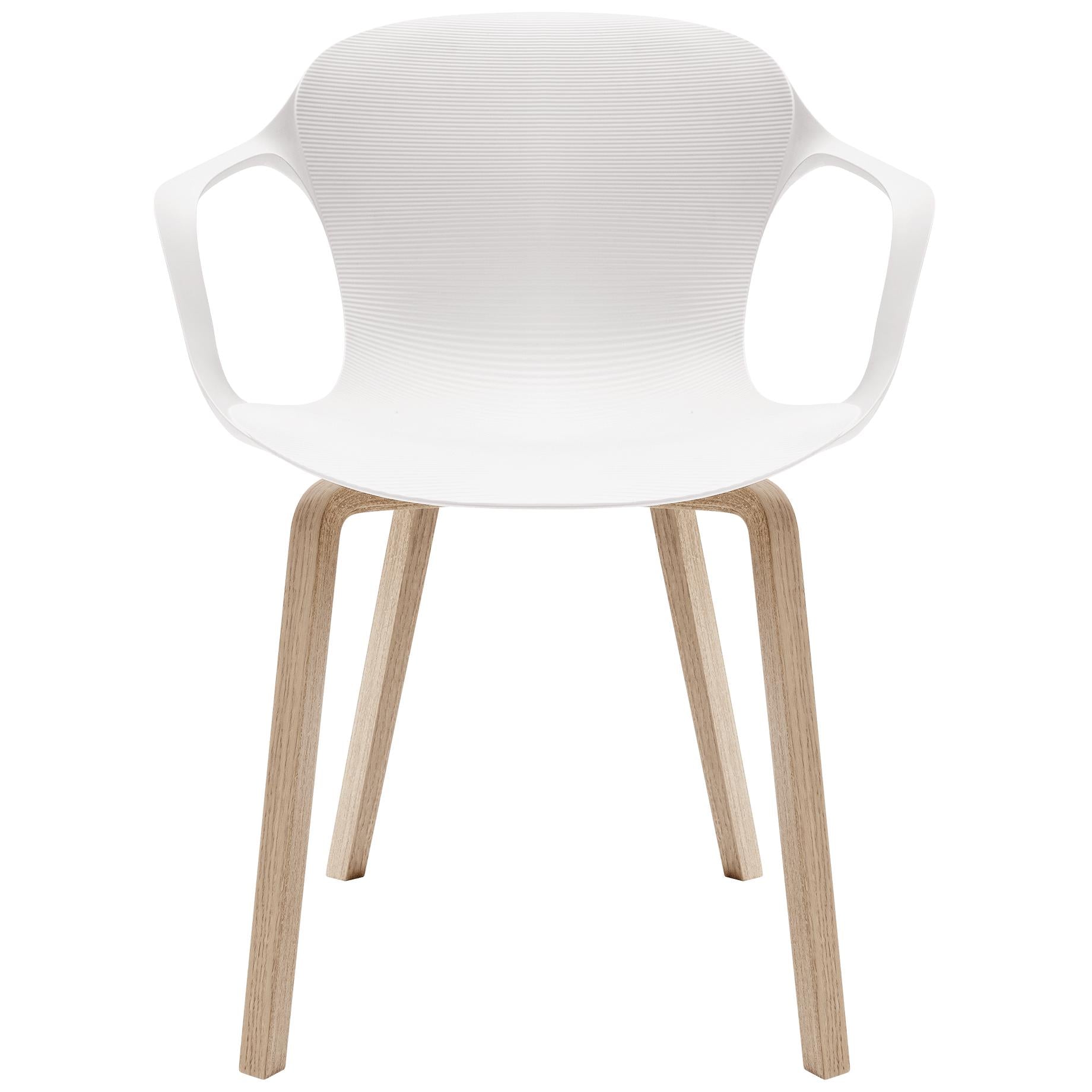 Fritz Hansen Nap Armchair Wood, Milk White