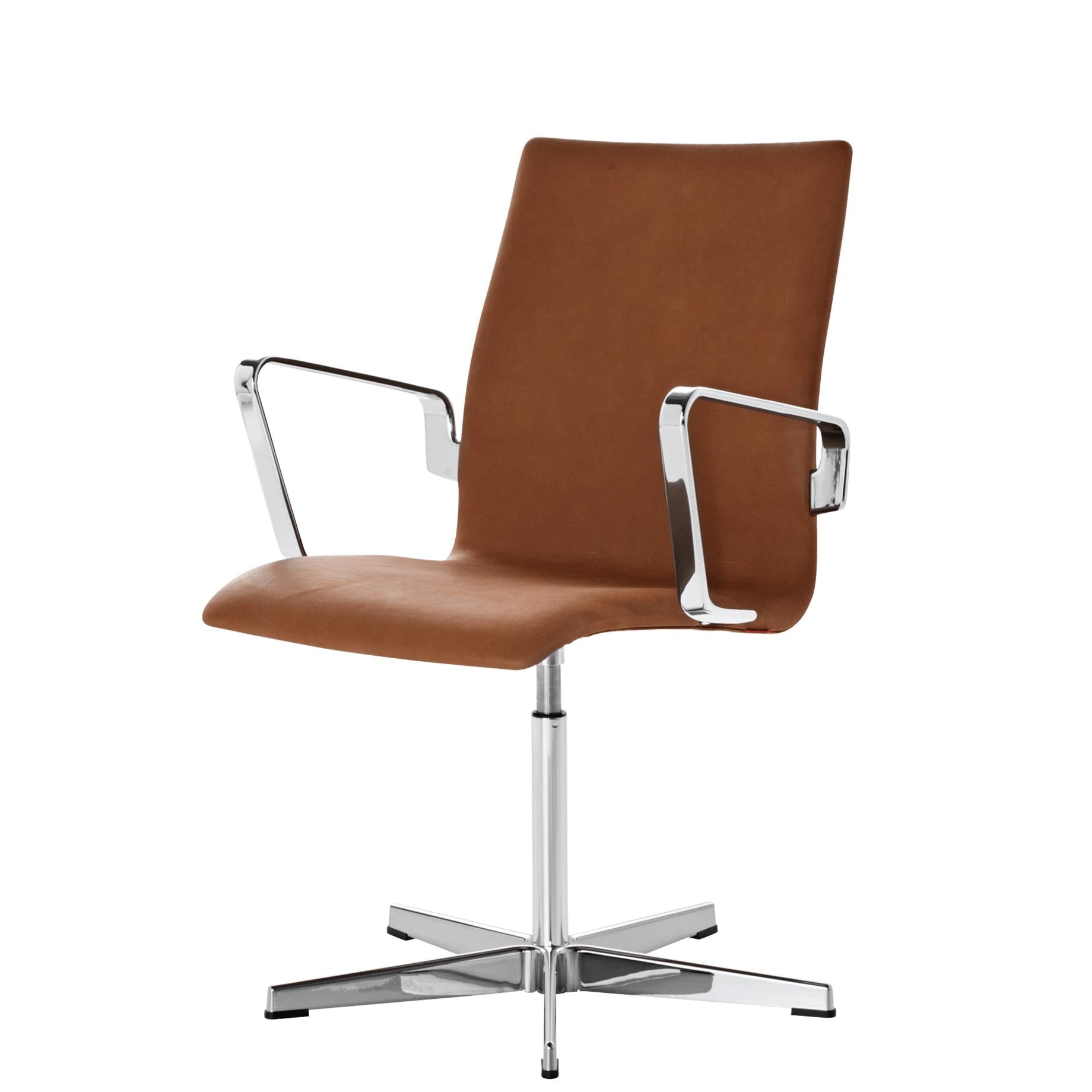 Fritz Hansen Oxford Classic Swivel fåtöljläder, lågt ryggstöd