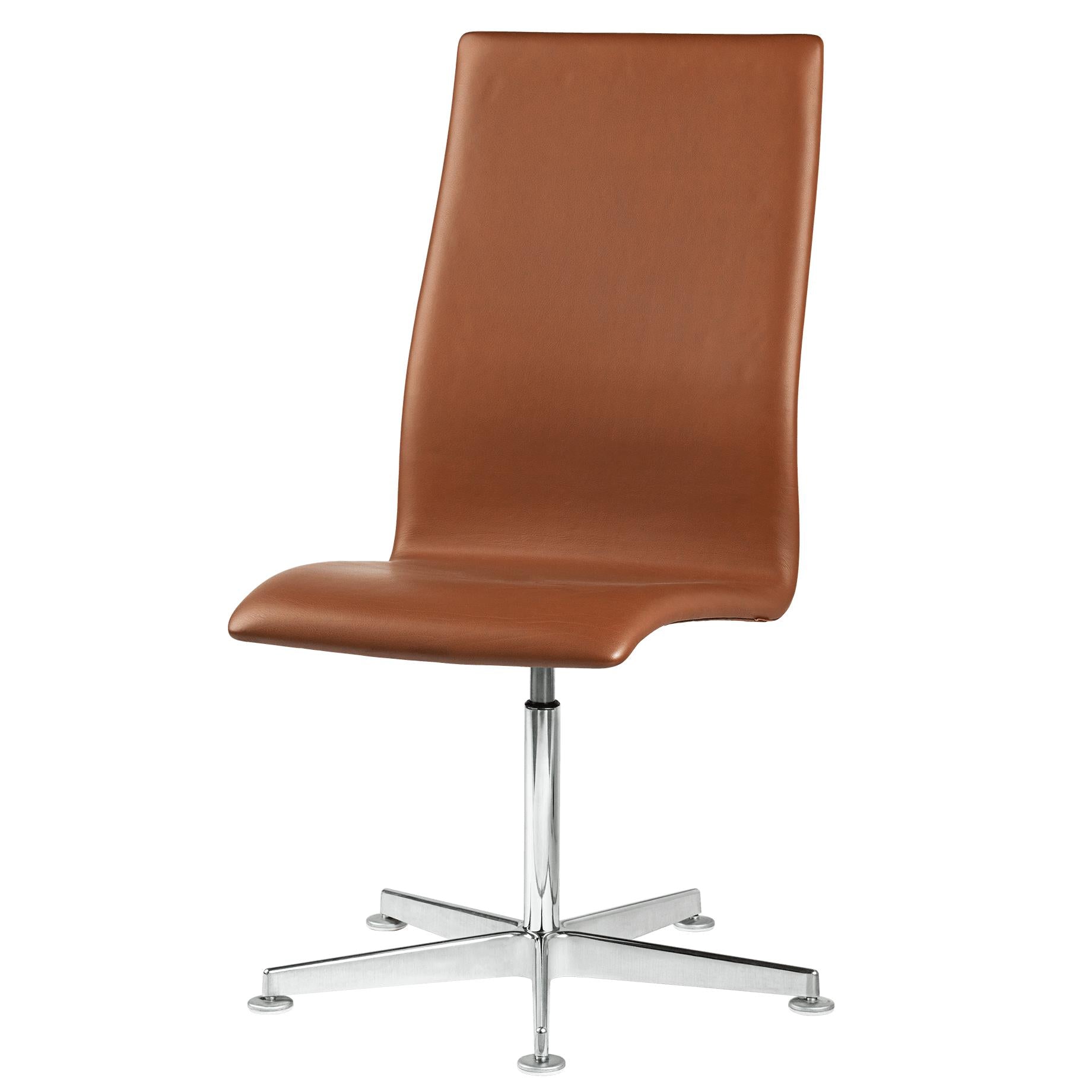 Fritz Hansen Oxford Silla giratoria clásica, cuero