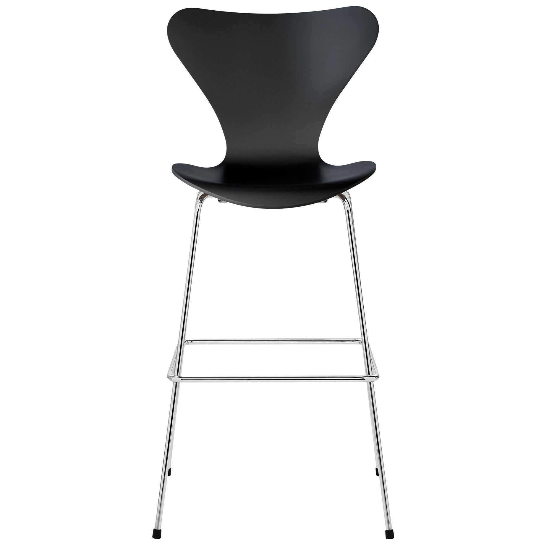 Fritz Hansen Serie 7 Bar stol lakerede fuldt ud 76 cm, sort
