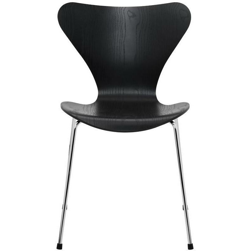 Fritz Hansen Series 7 Chaise Dyed Ash Black Shell, Base en acier chromé