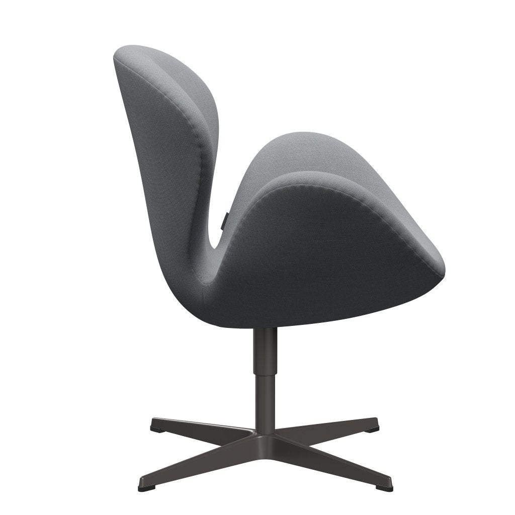 Sillón Fritz Hansen Swan, grafito cálido/escamado de gris claro