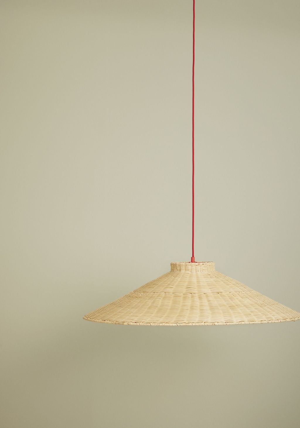 Hübsch Chand Ceiling Lamp, Natural/Red