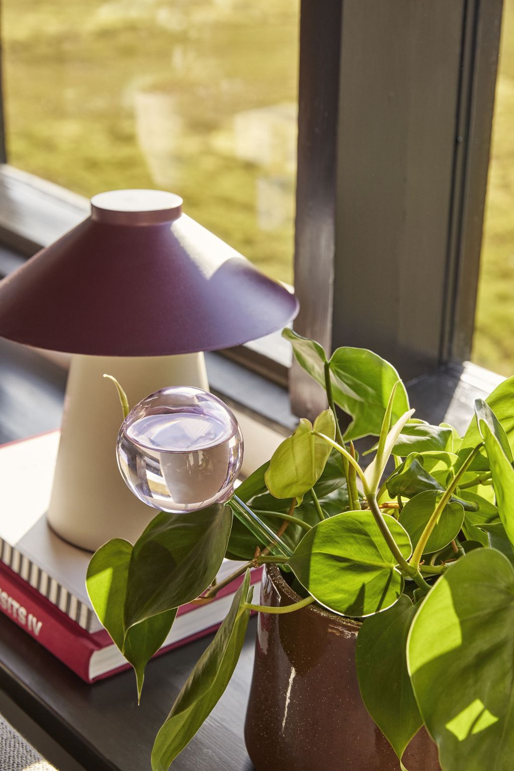 Hübsch Chipper Table Lamp, Bourgogne/Sand