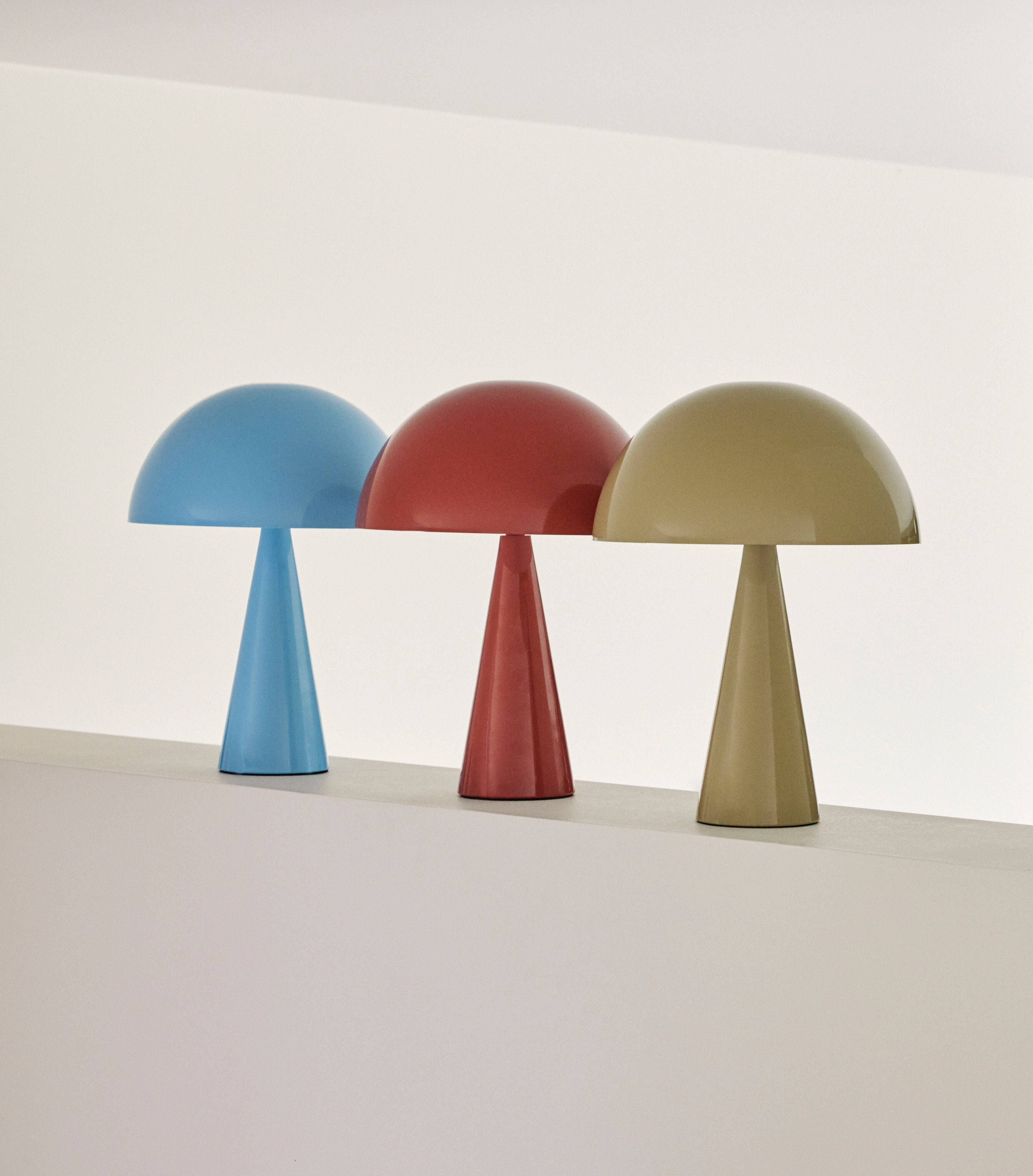 Hübsch Mush Table Lamp Mini, lyseblå