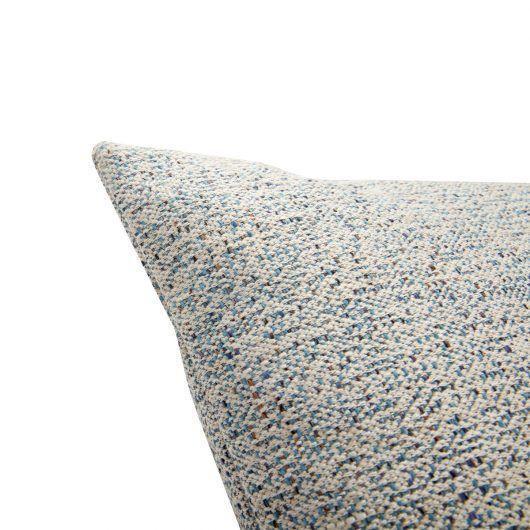 Hübsch Speckle Cushion M relleno de poliéster blanco/azul