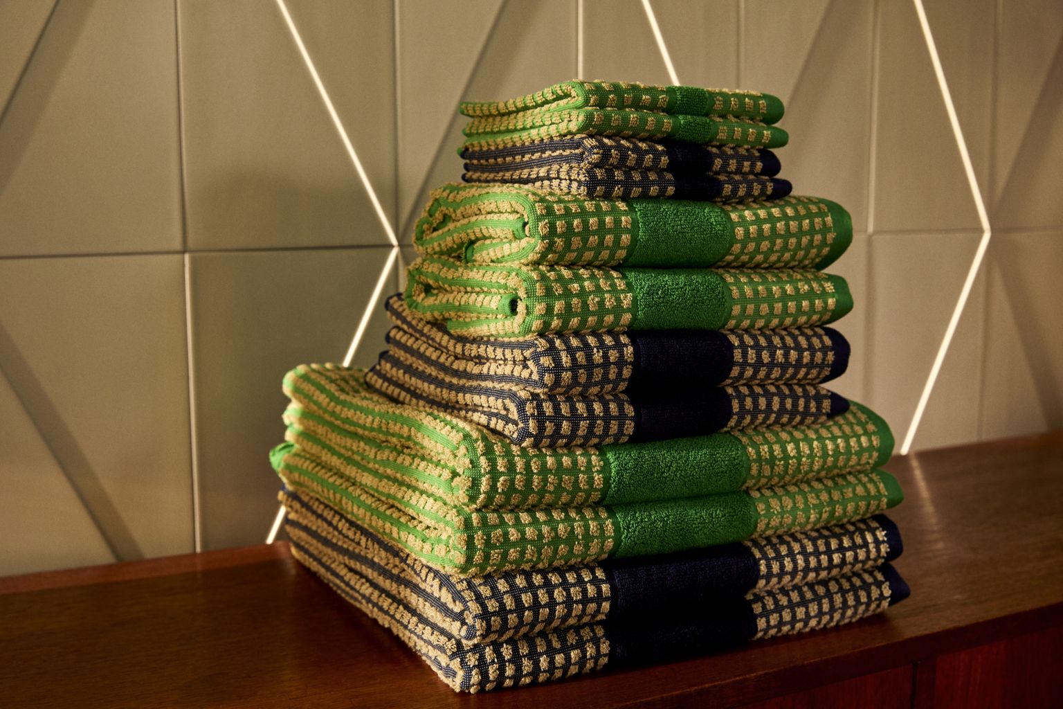 Juna Check -Handtuch 50 x100 cm, grün/beige