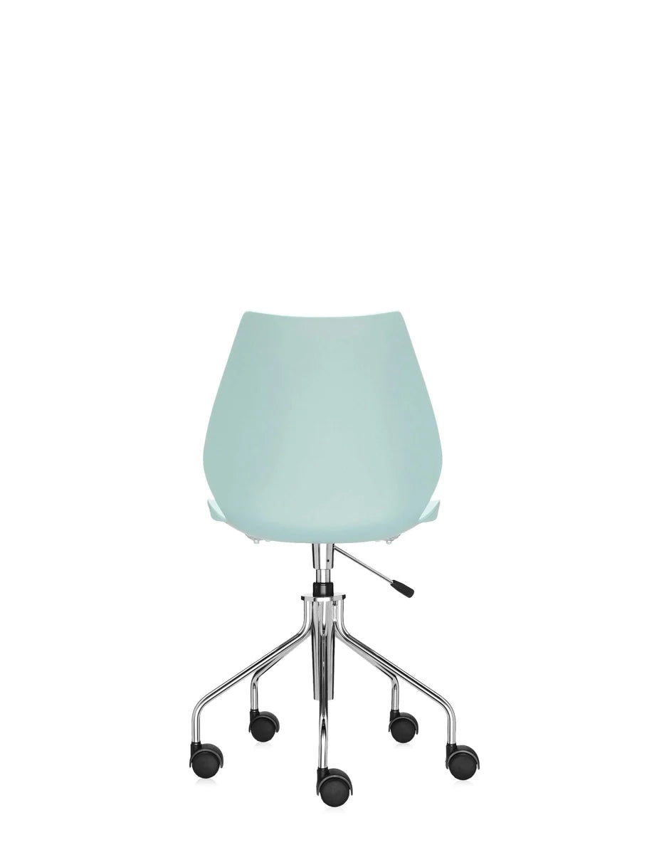 Chaise pivotante Kartell Maui, bleu clair