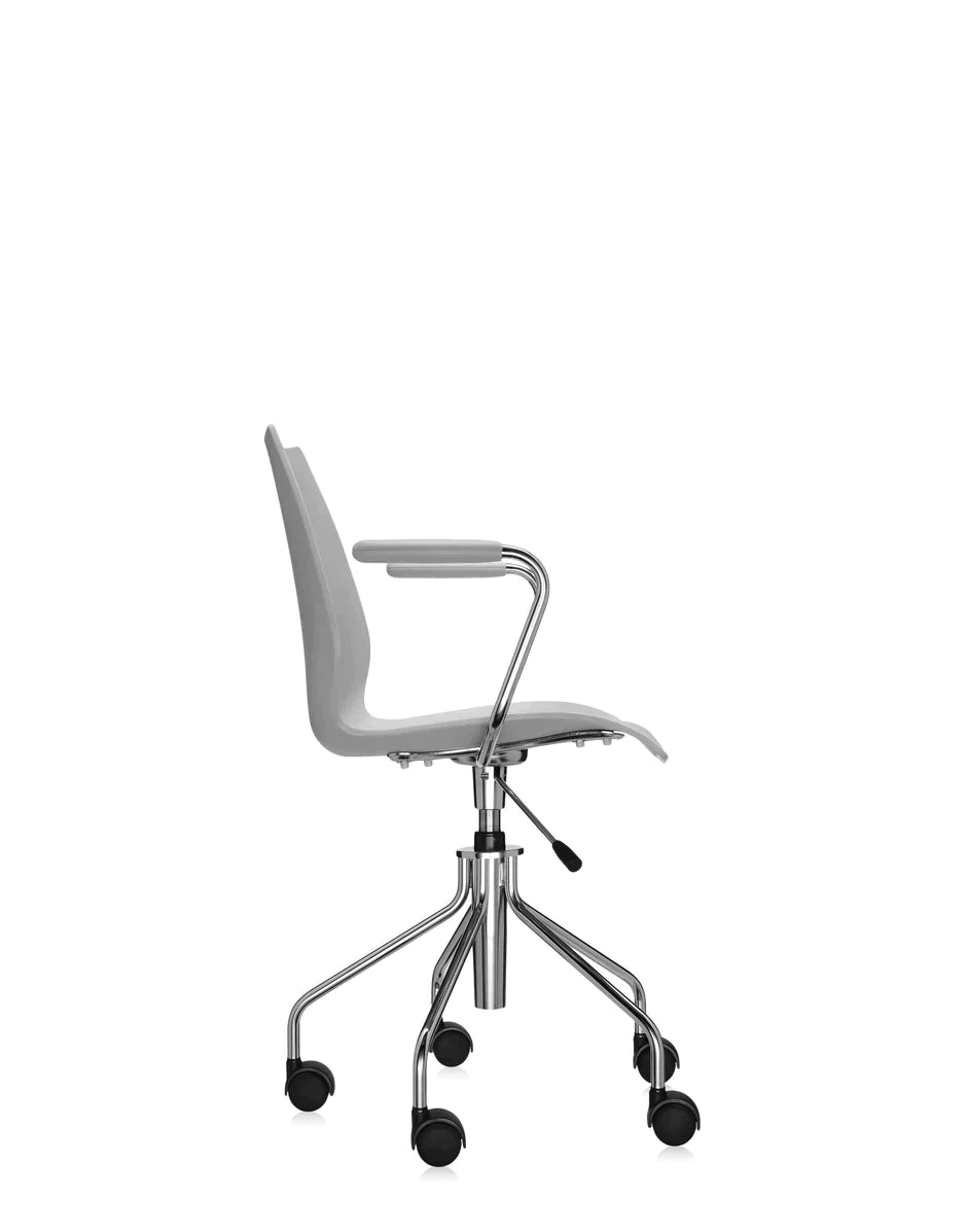 Fauteuil pivotant Kartell Maui, gris clair