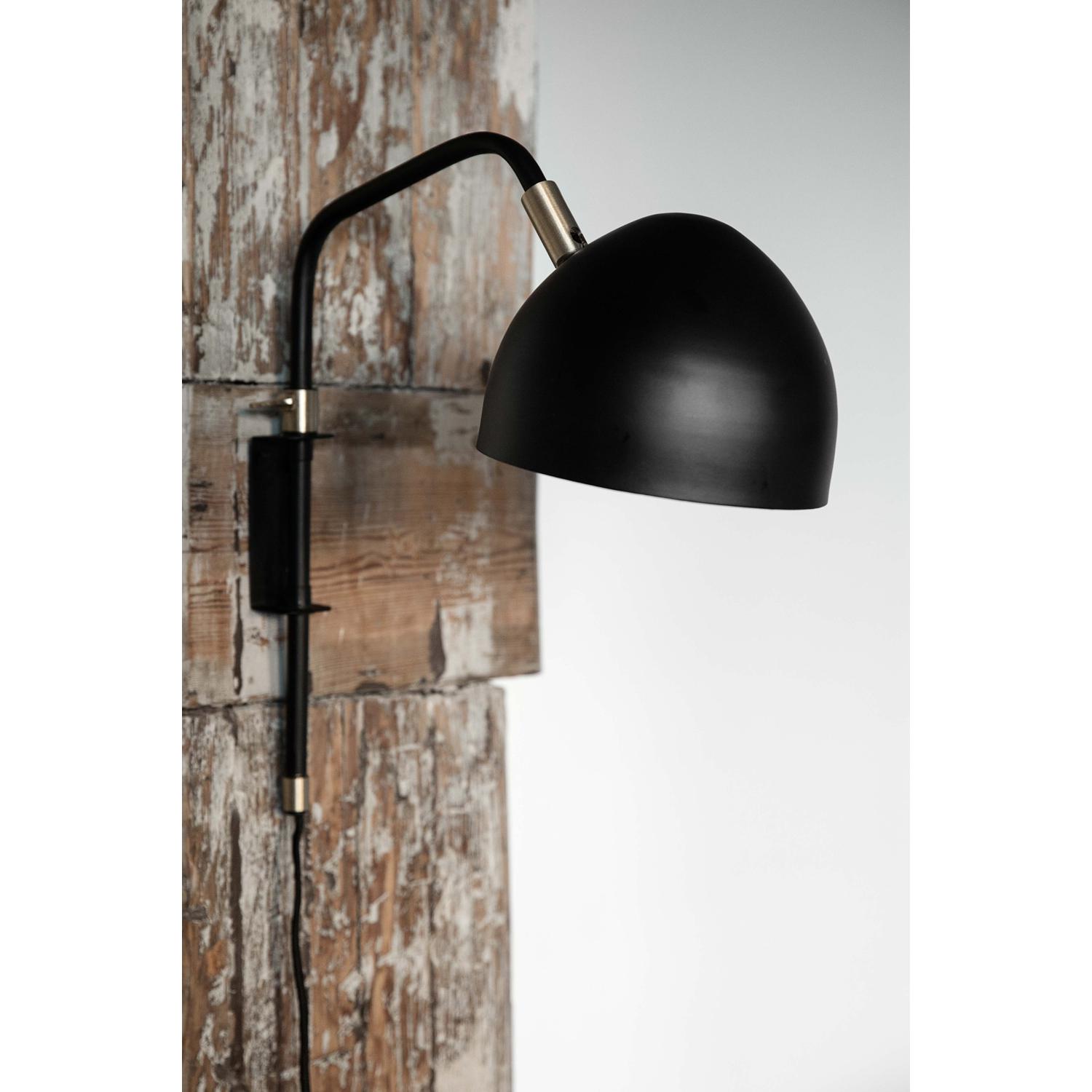 Klassik Studio Studio 1 Wall Lamp, Black