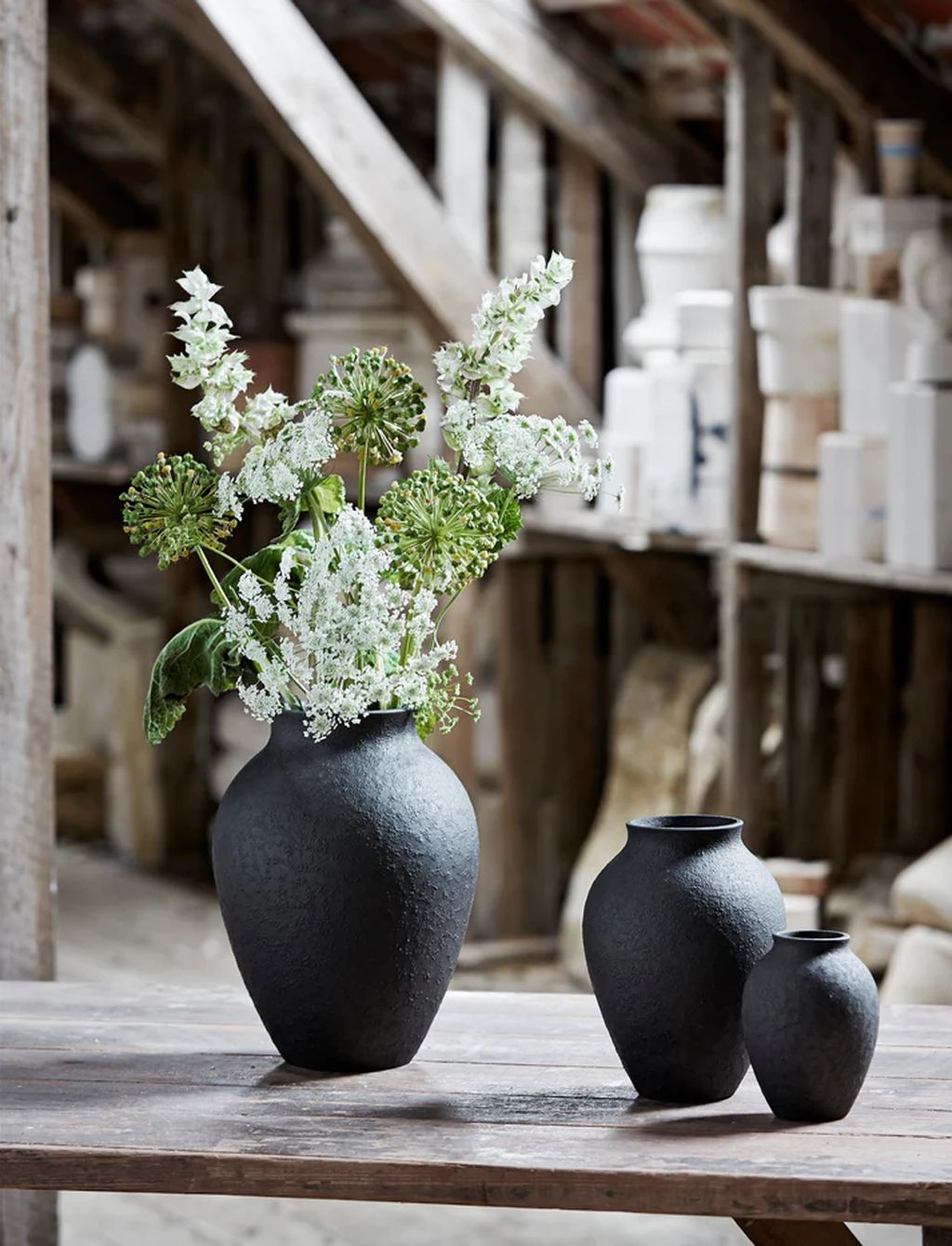 Knabstrup Keramik Vase H 27 cm, schwarz
