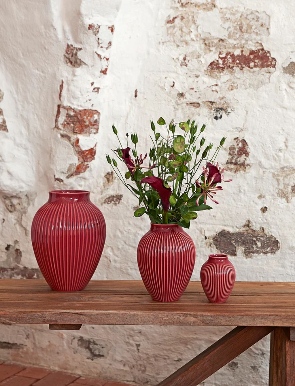 Knabstrup Keramik Vase mit Grooves H 27 cm, Bordeaux