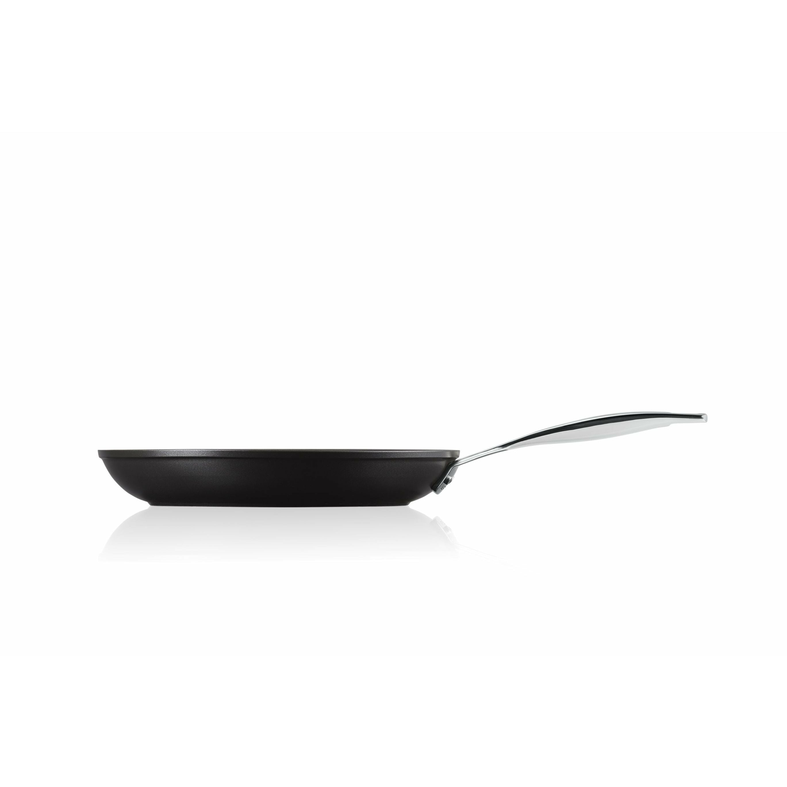 Le Creuset Aluminium Non Stick Flat Pan, 28 Cm