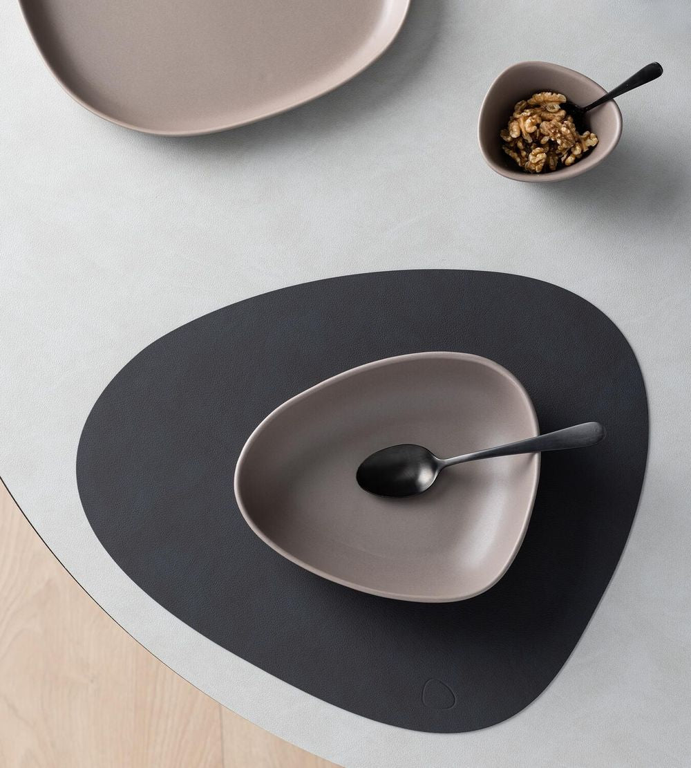 Lind Dna Curve Earthenware Deep Plate, Warm Grey