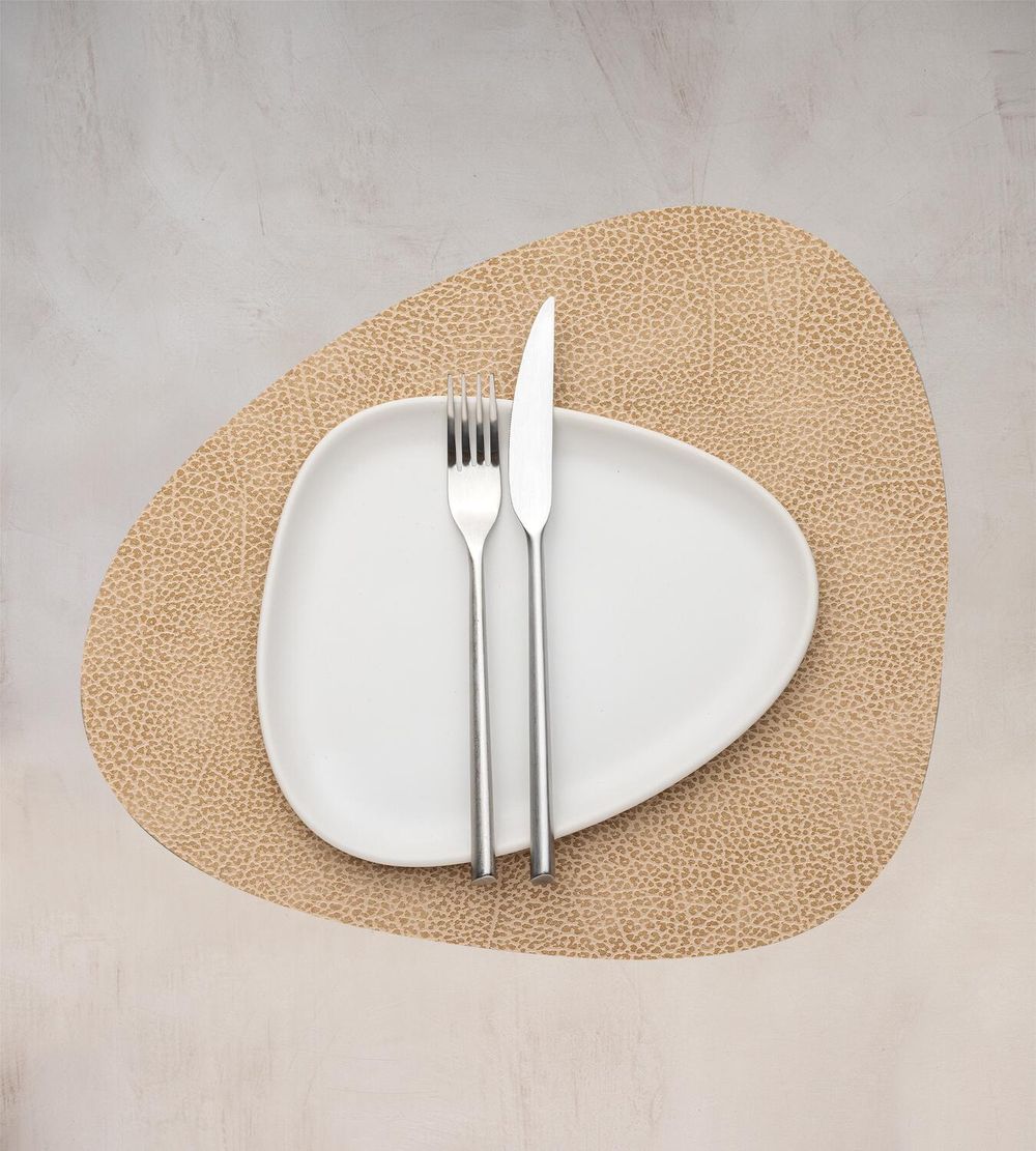 Lind ADN Curve Placemat Hippo Leather M, sable