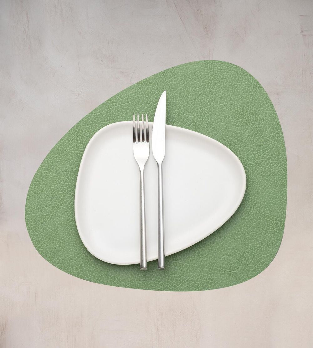 Lind ADN Curve Placemat Hippo Leather M, Forest Green