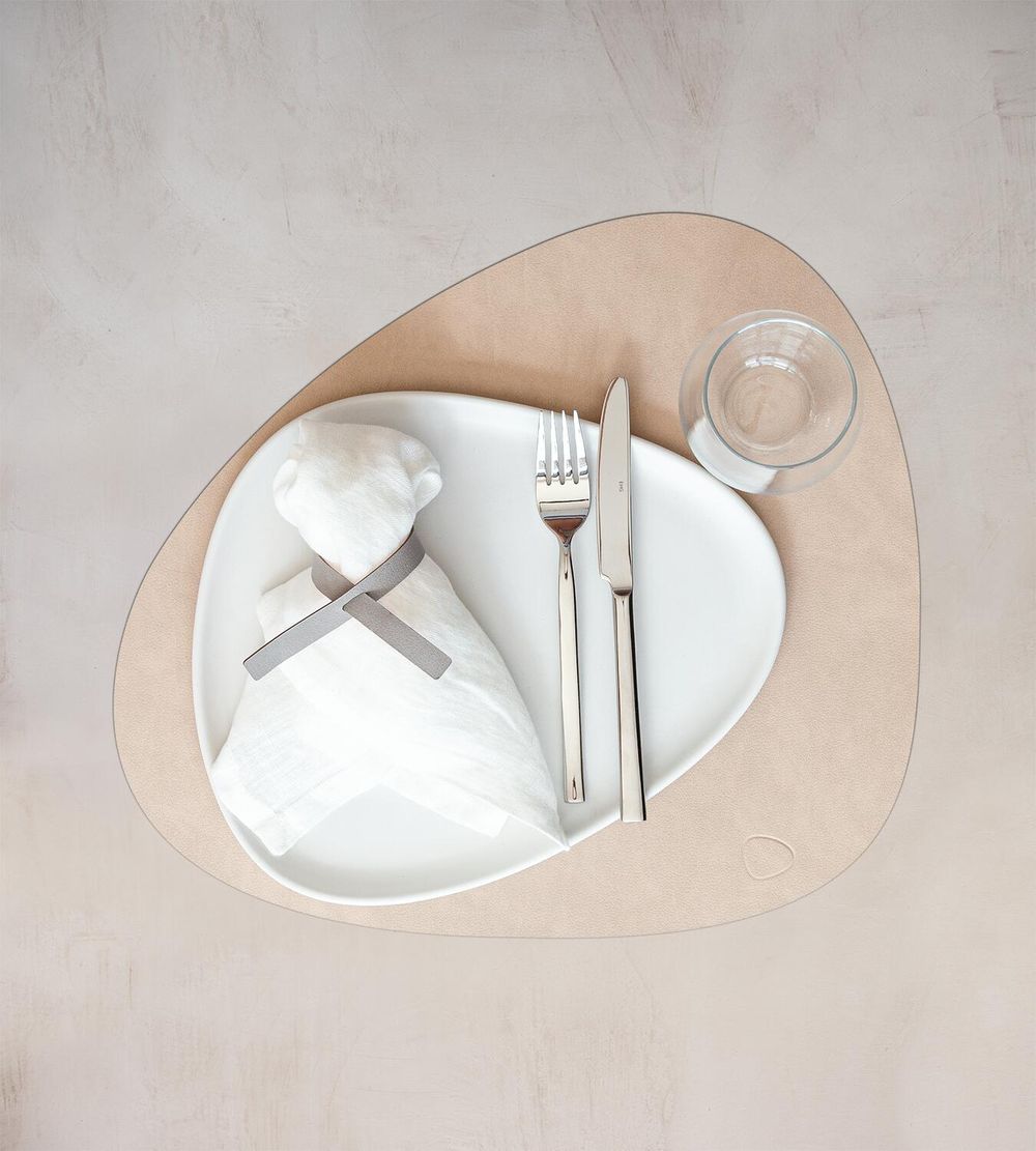 Lind ADN Curve Placemat Nupo Leather L, sable